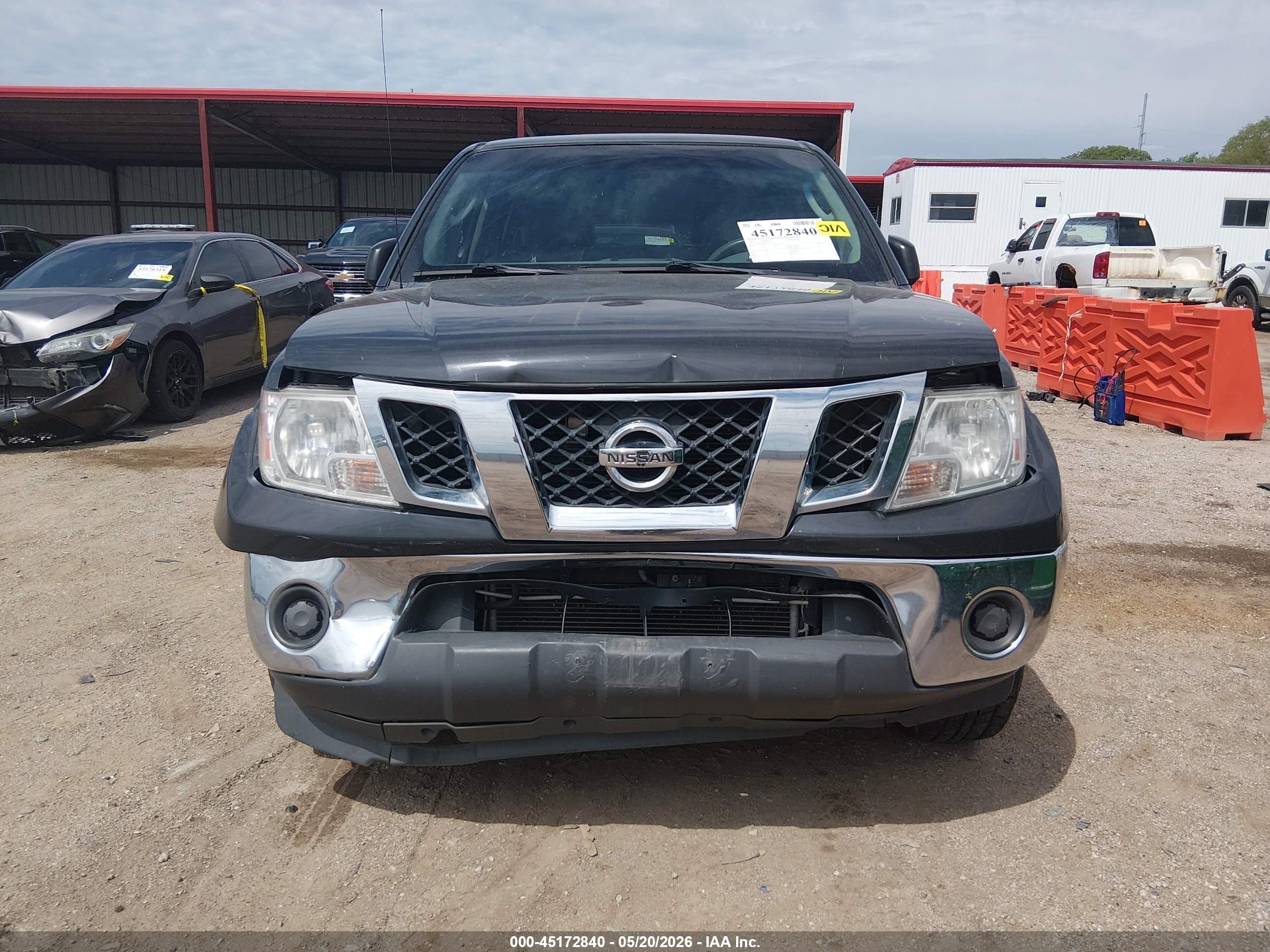 NISSAN FRONTIER image 6