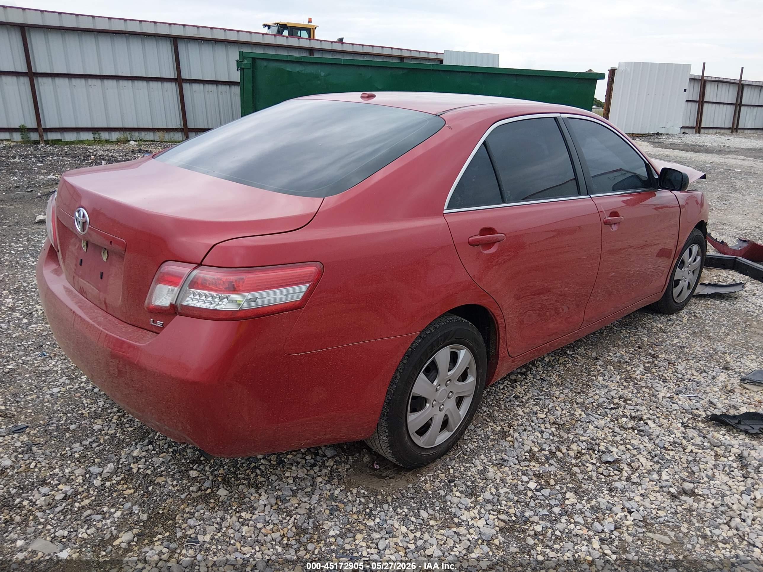 TOYOTA CAMRY image 4