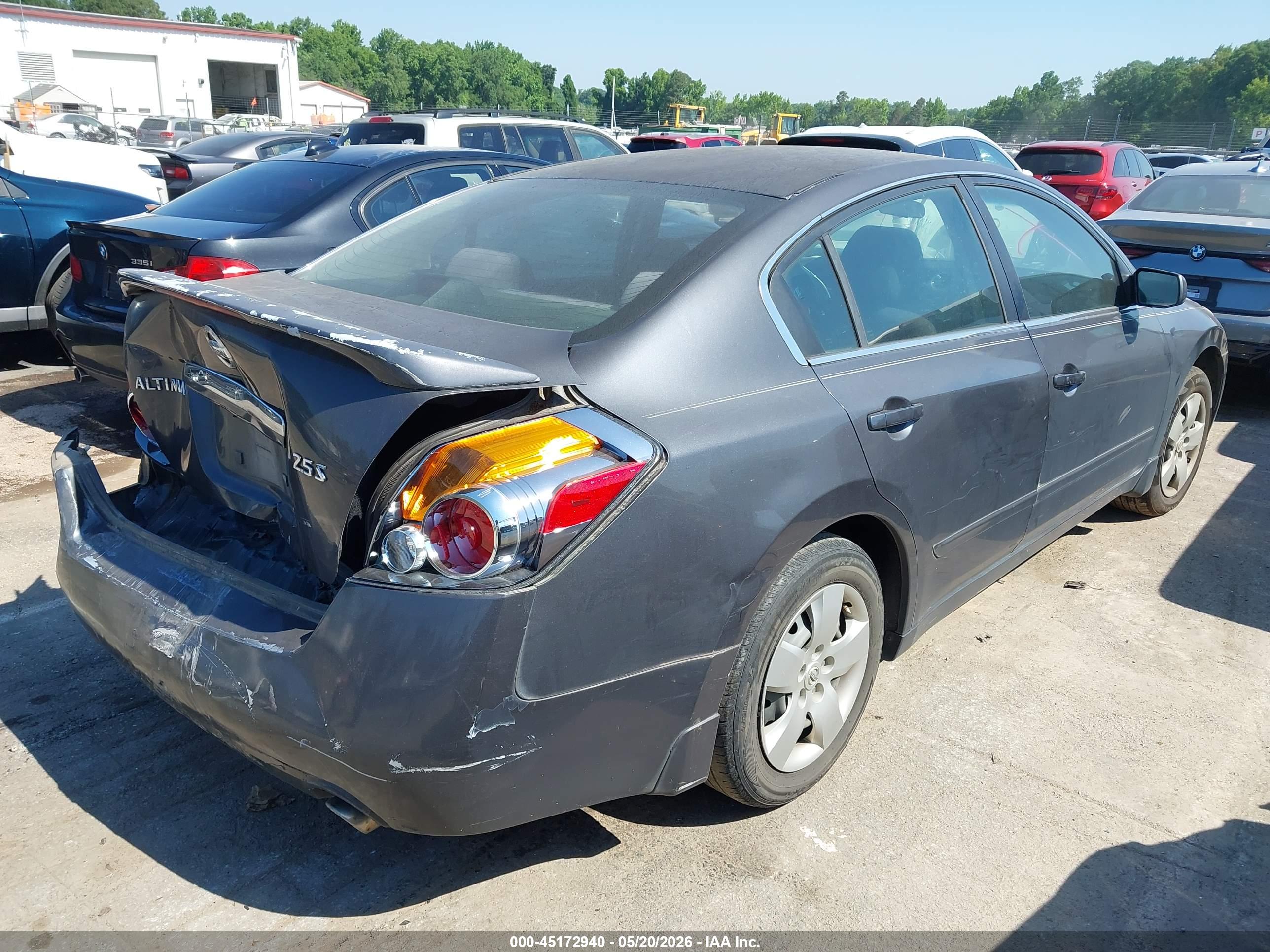 NISSAN ALTIMA image 4