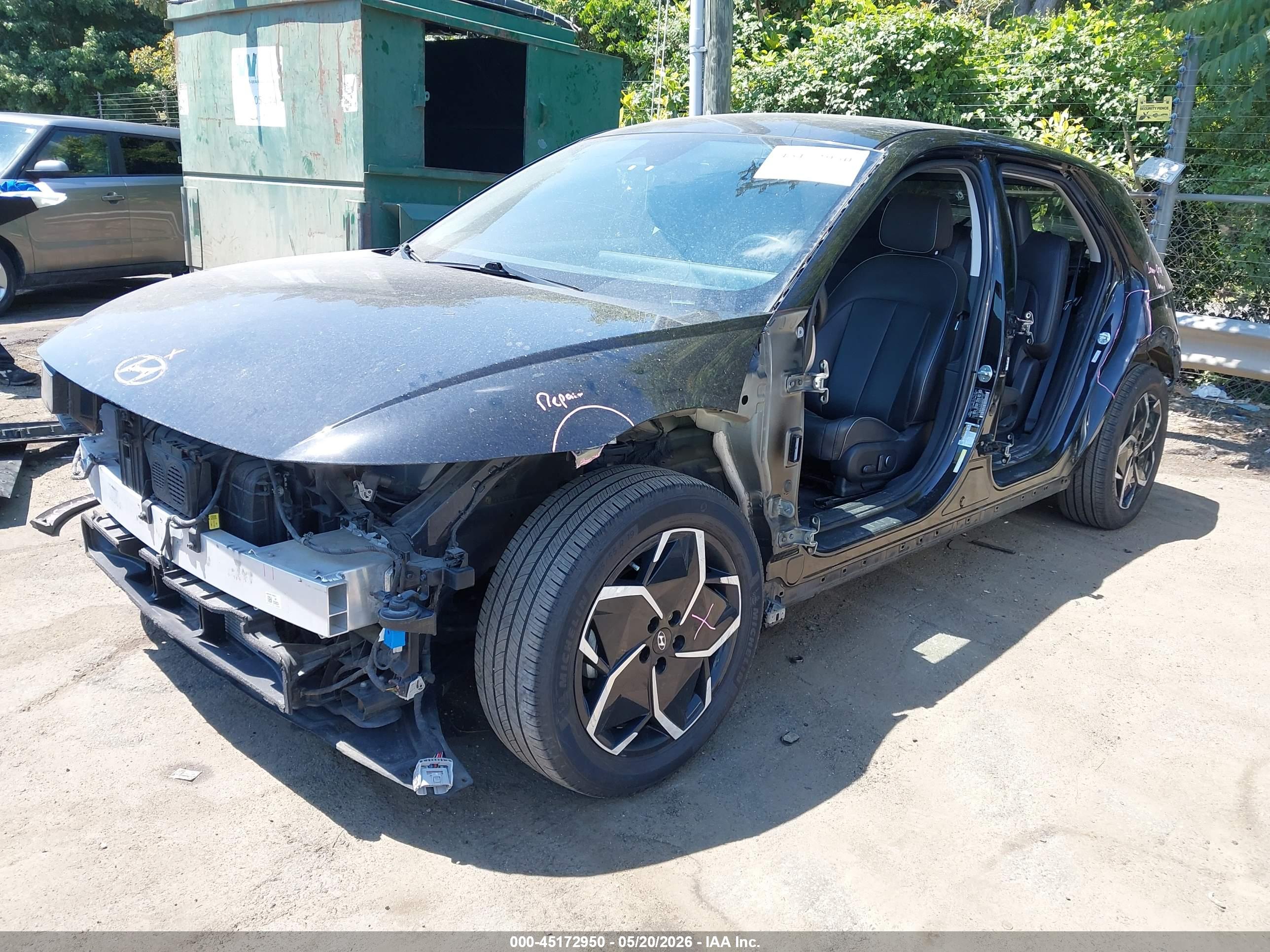 HYUNDAI IONIQ image 6