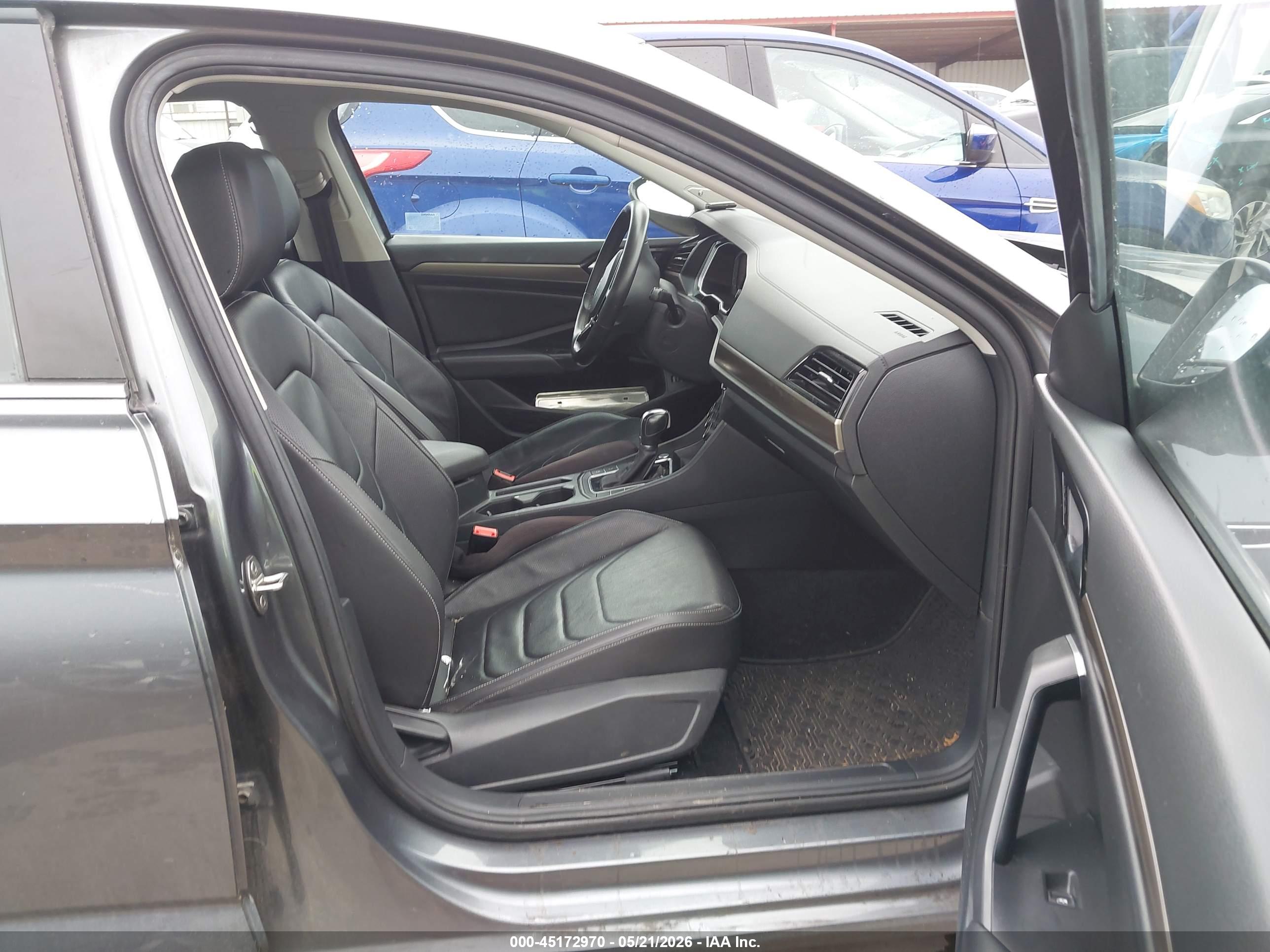 VOLKSWAGEN JETTA image 5