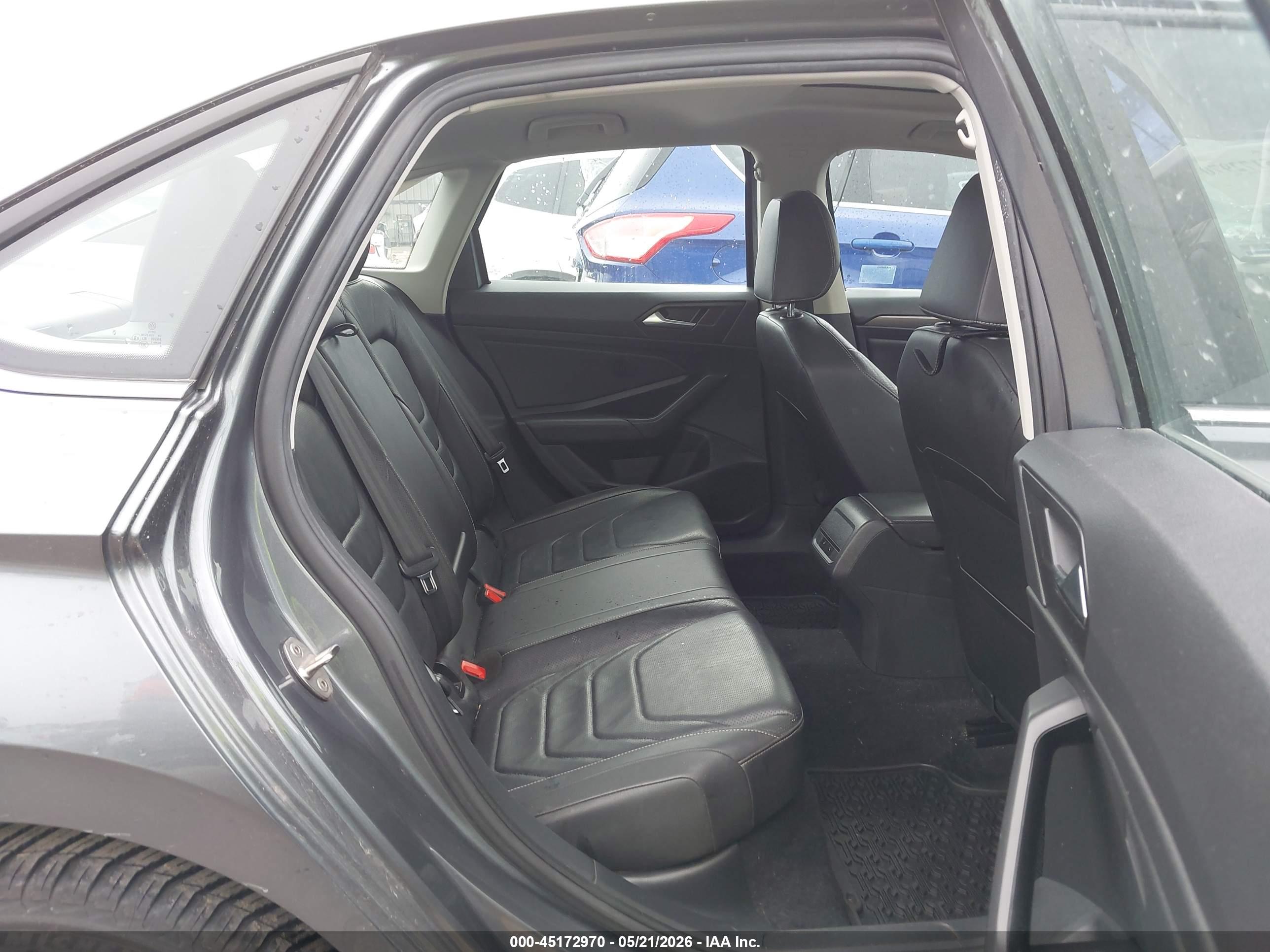 VOLKSWAGEN JETTA image 8