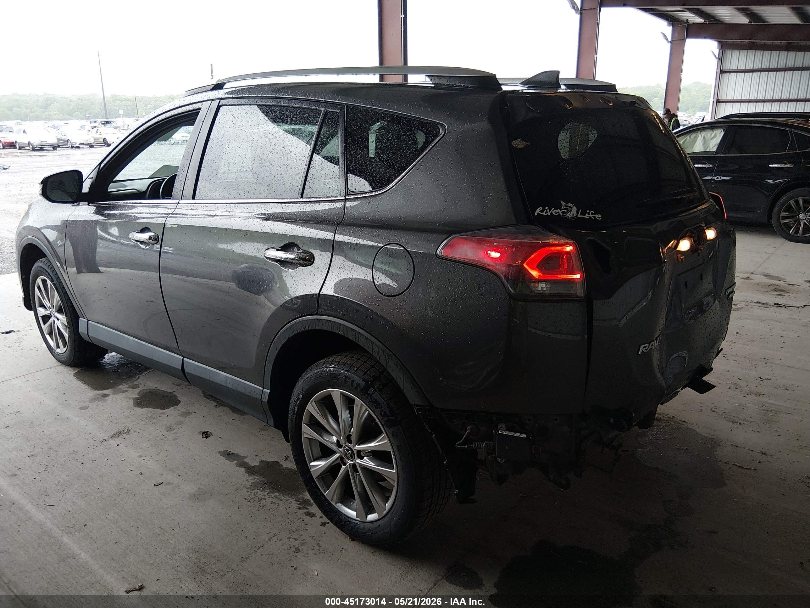 TOYOTA RAV4 image 3