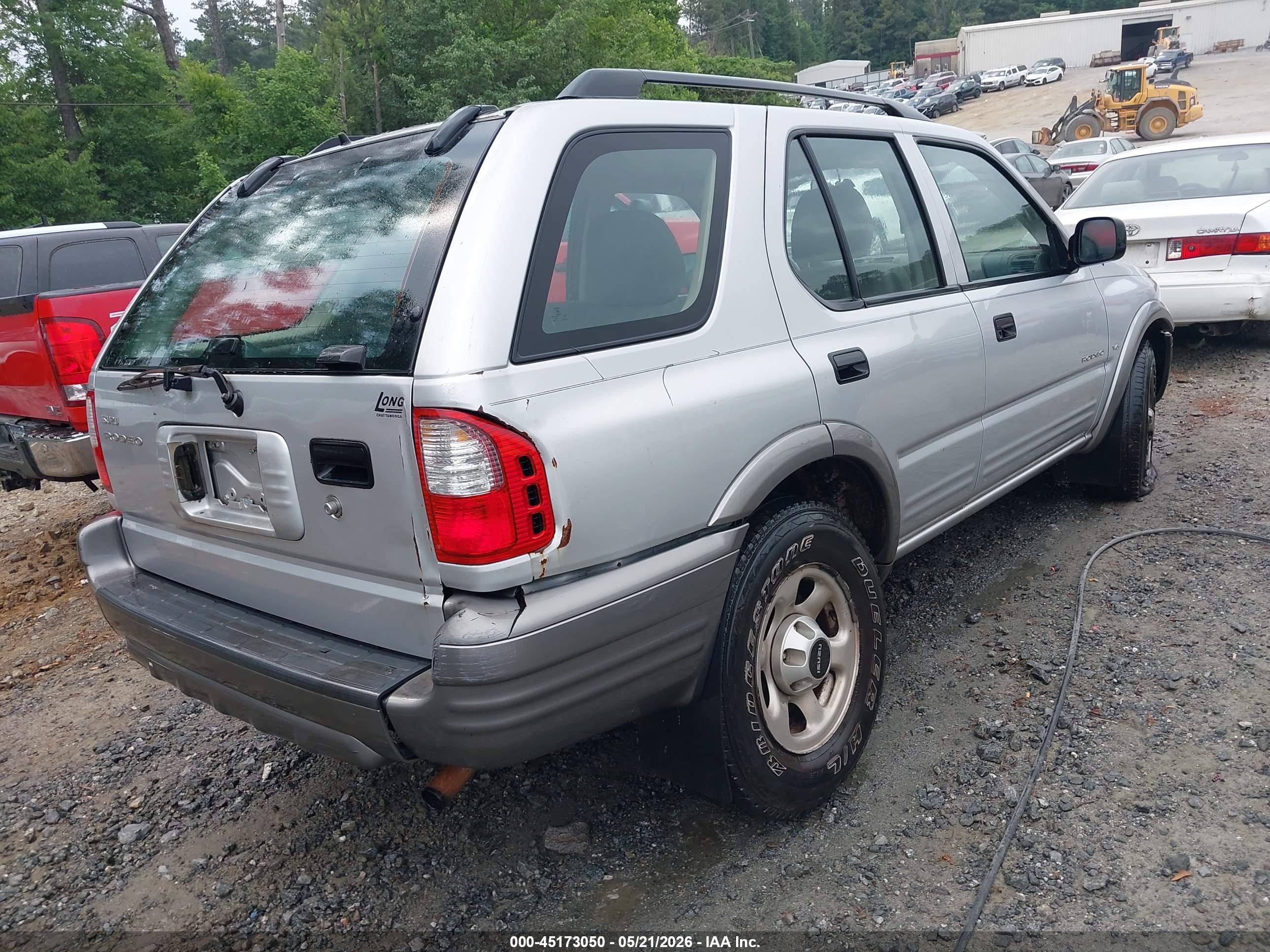 ISUZU RODEO image 4