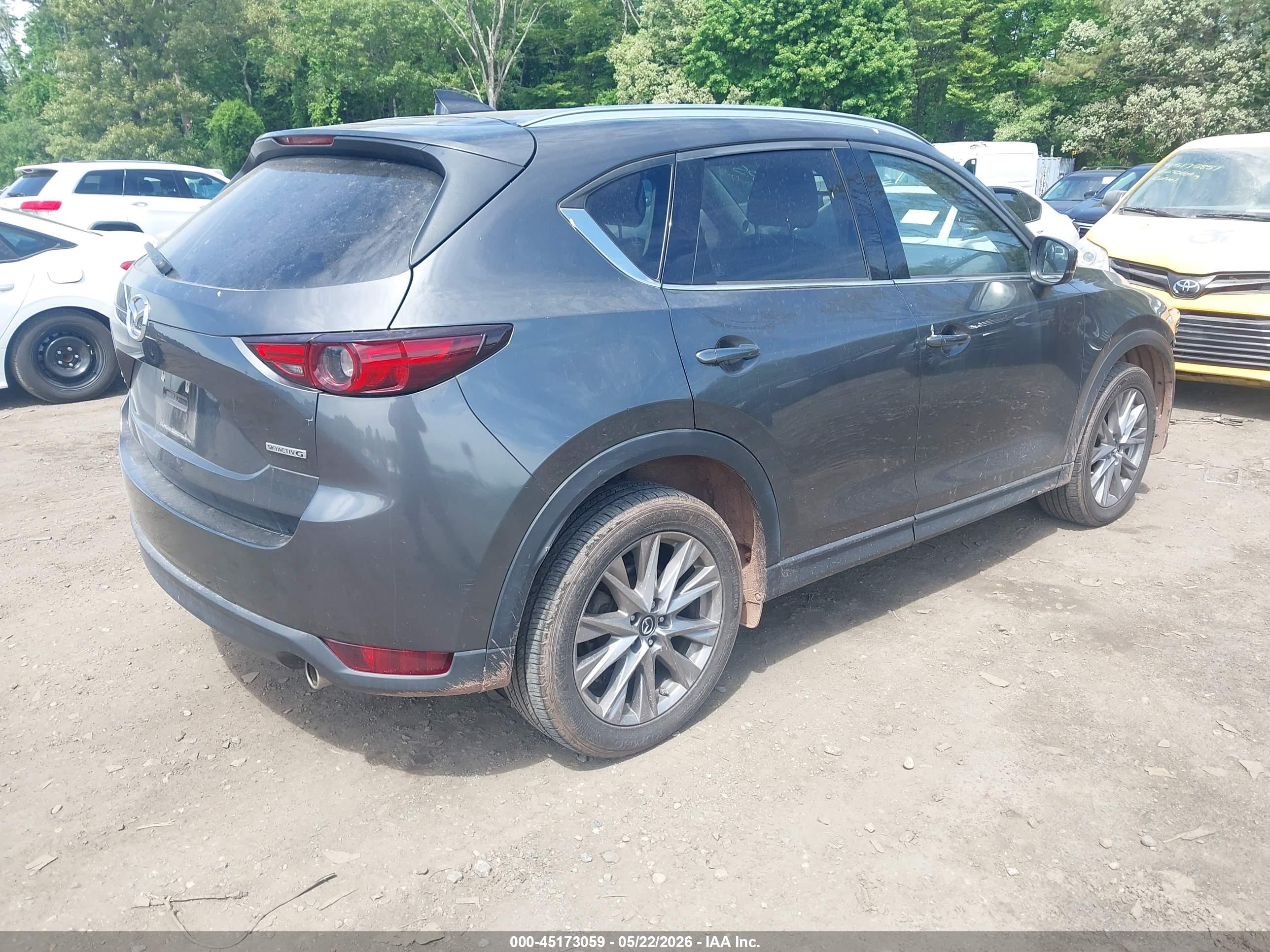 MAZDA CX-5 image 4