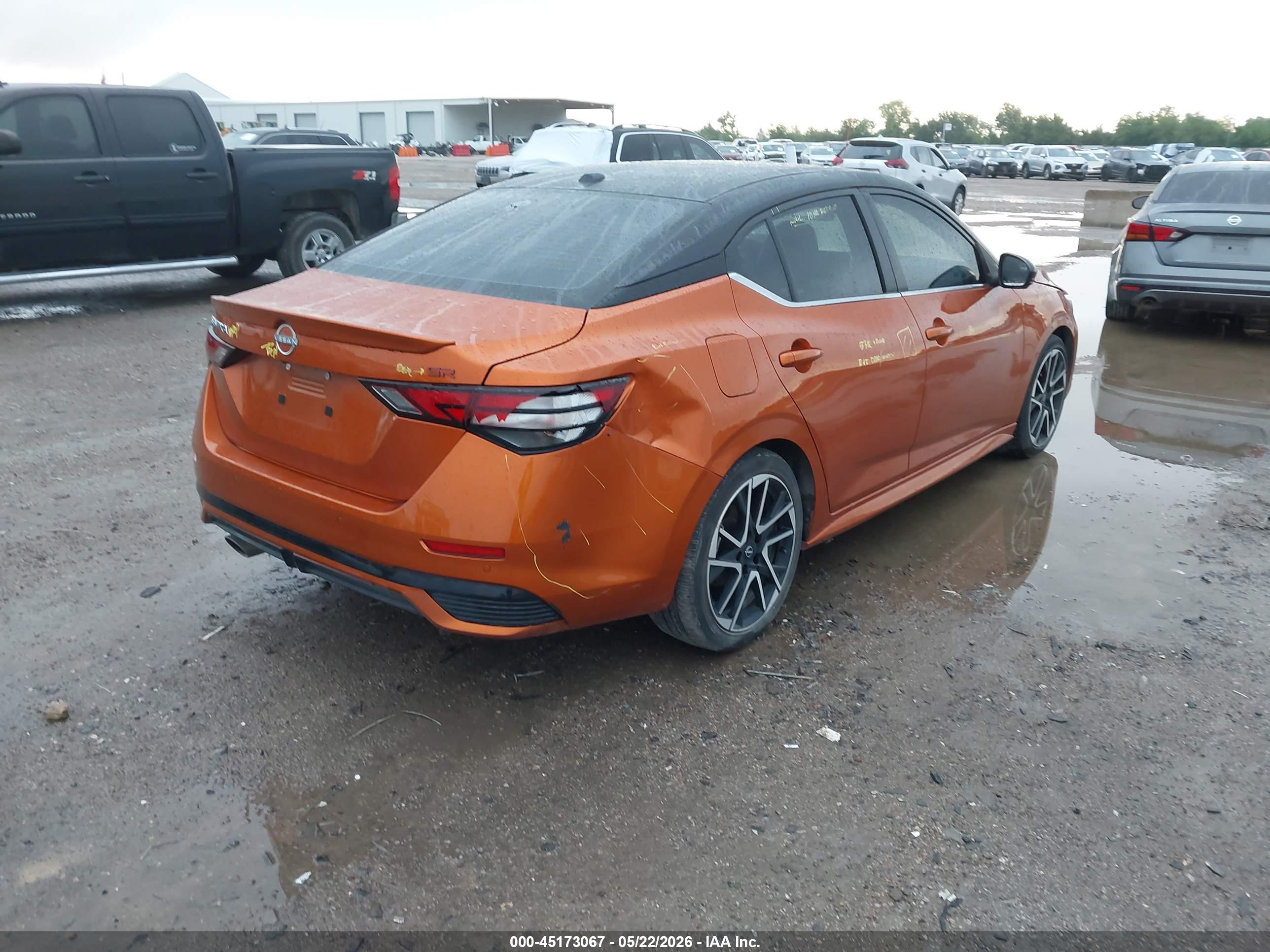 NISSAN SENTRA image 4