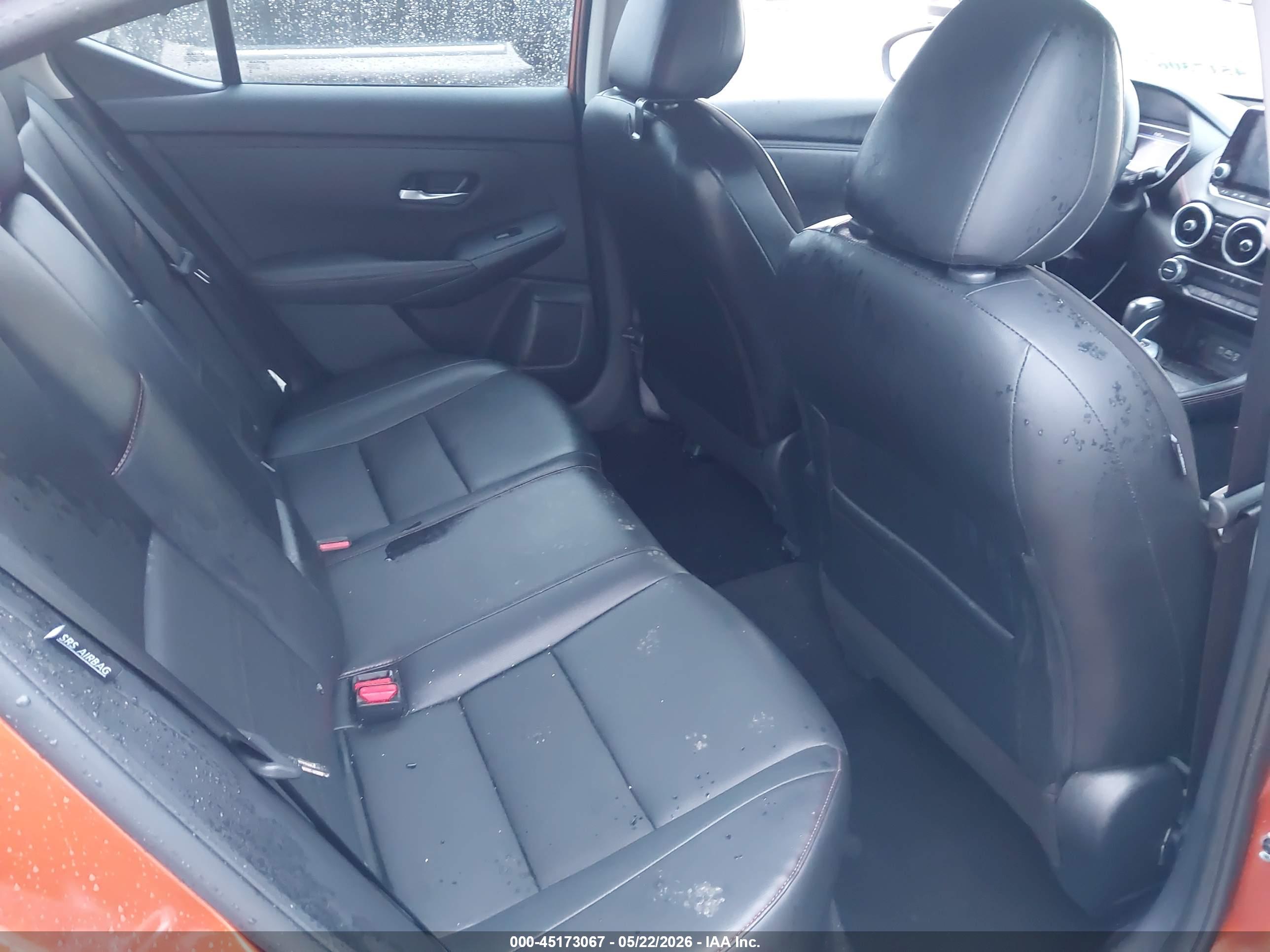 NISSAN SENTRA image 8