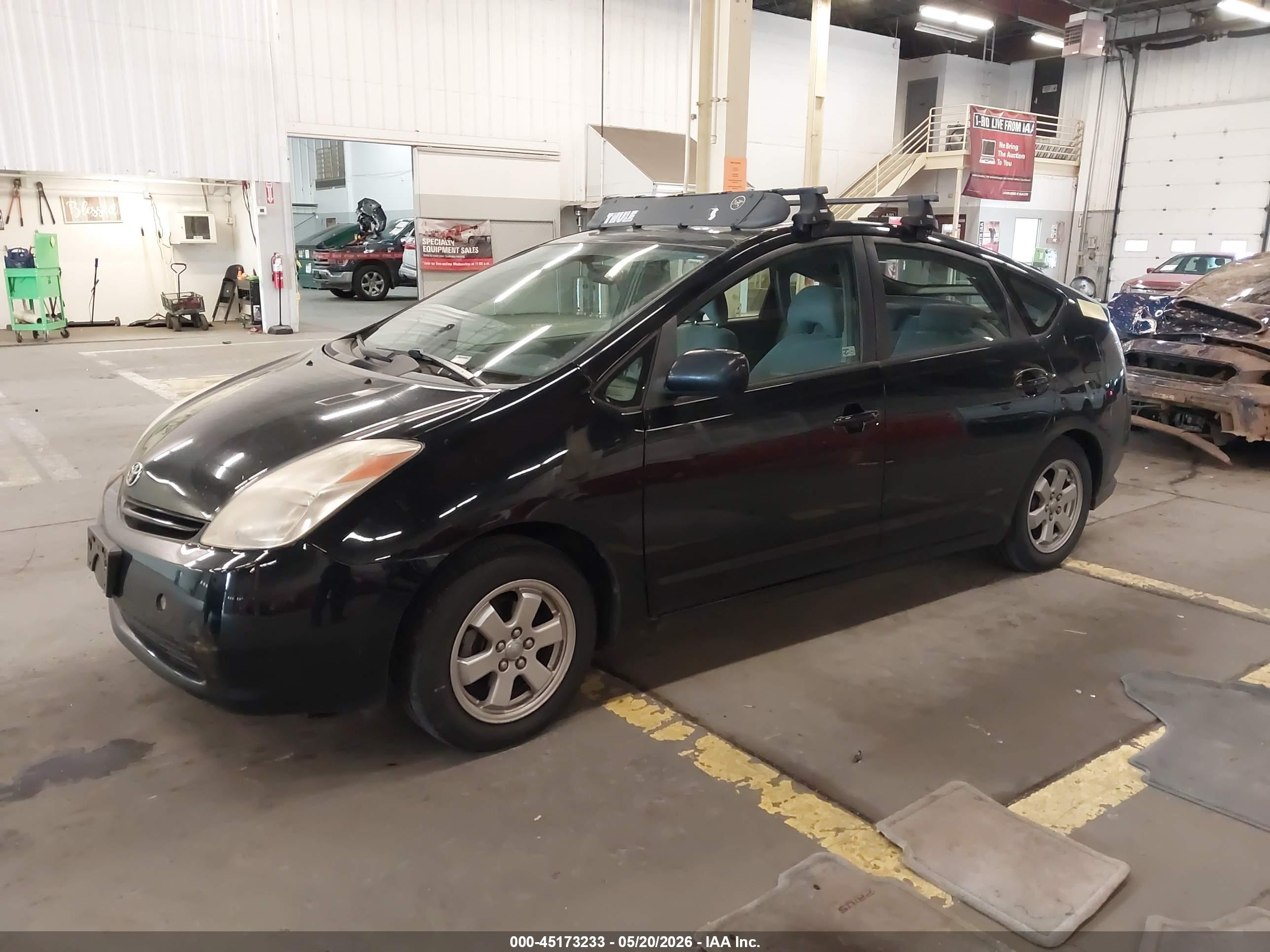 TOYOTA PRIUS image 2