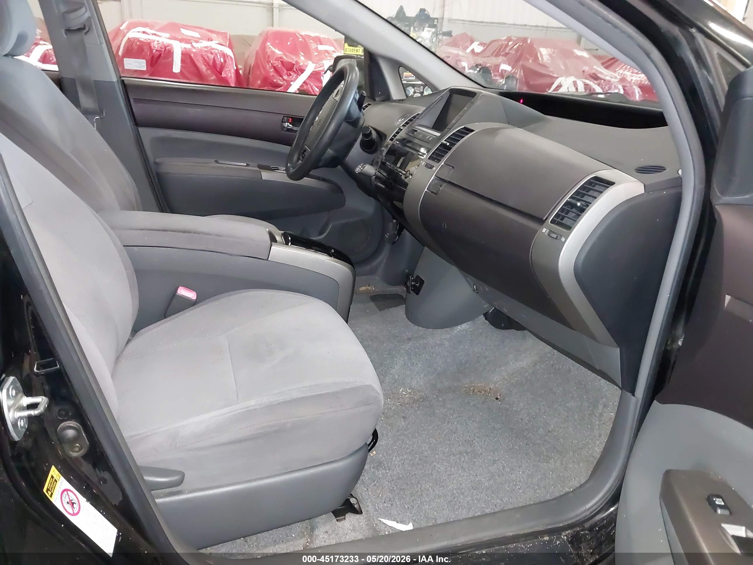 TOYOTA PRIUS image 5