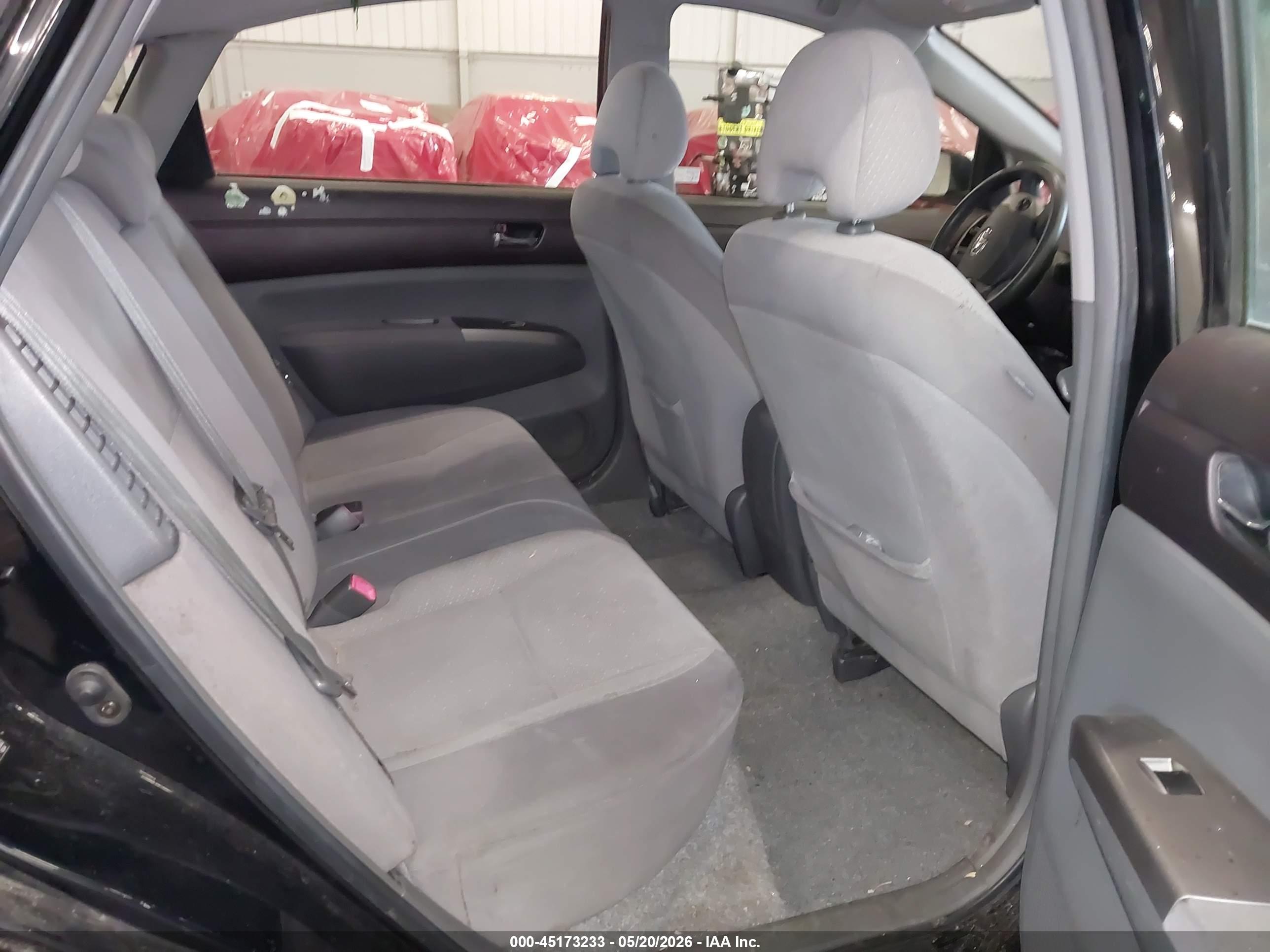 TOYOTA PRIUS image 8