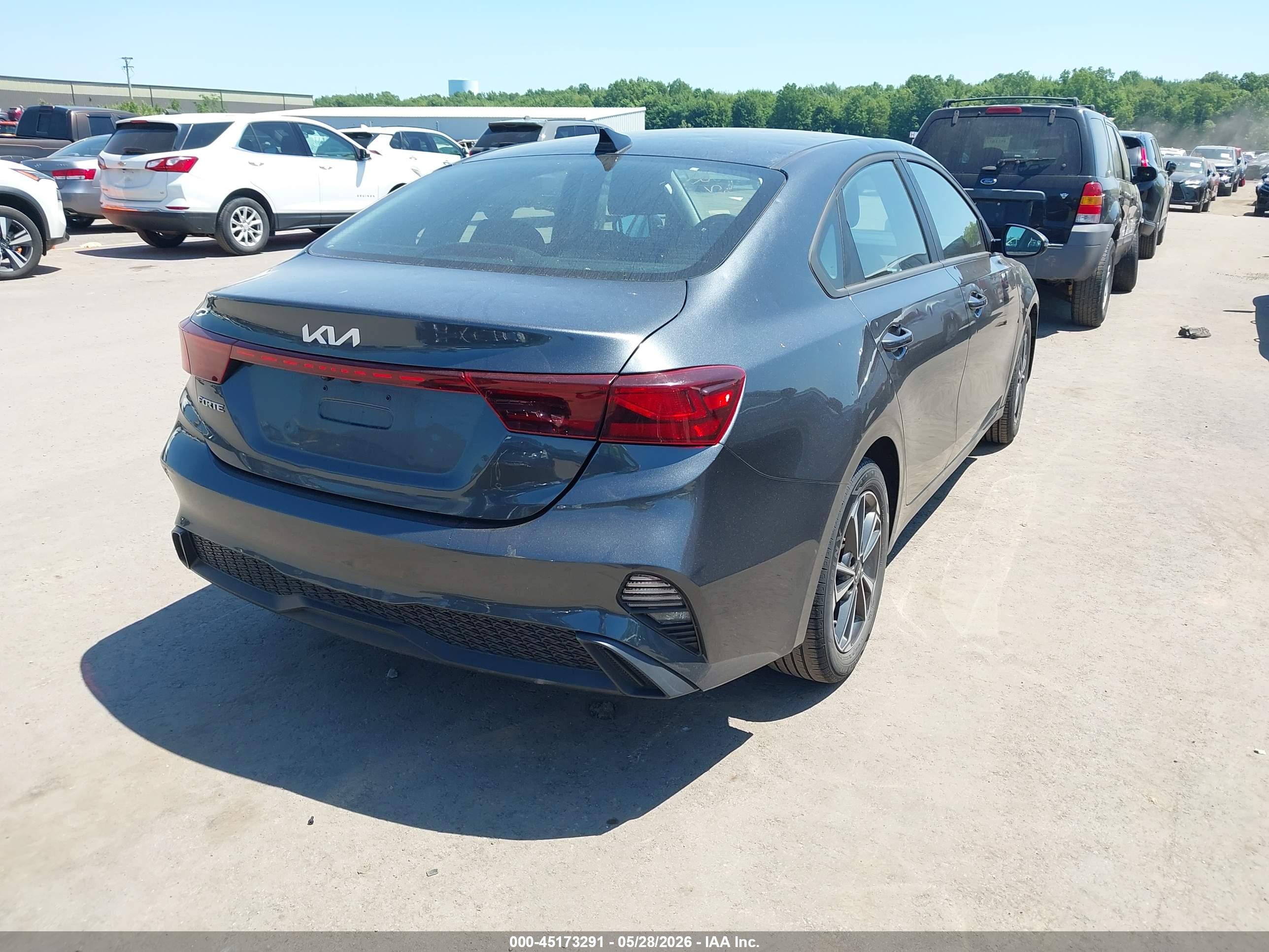 KIA FORTE image 4