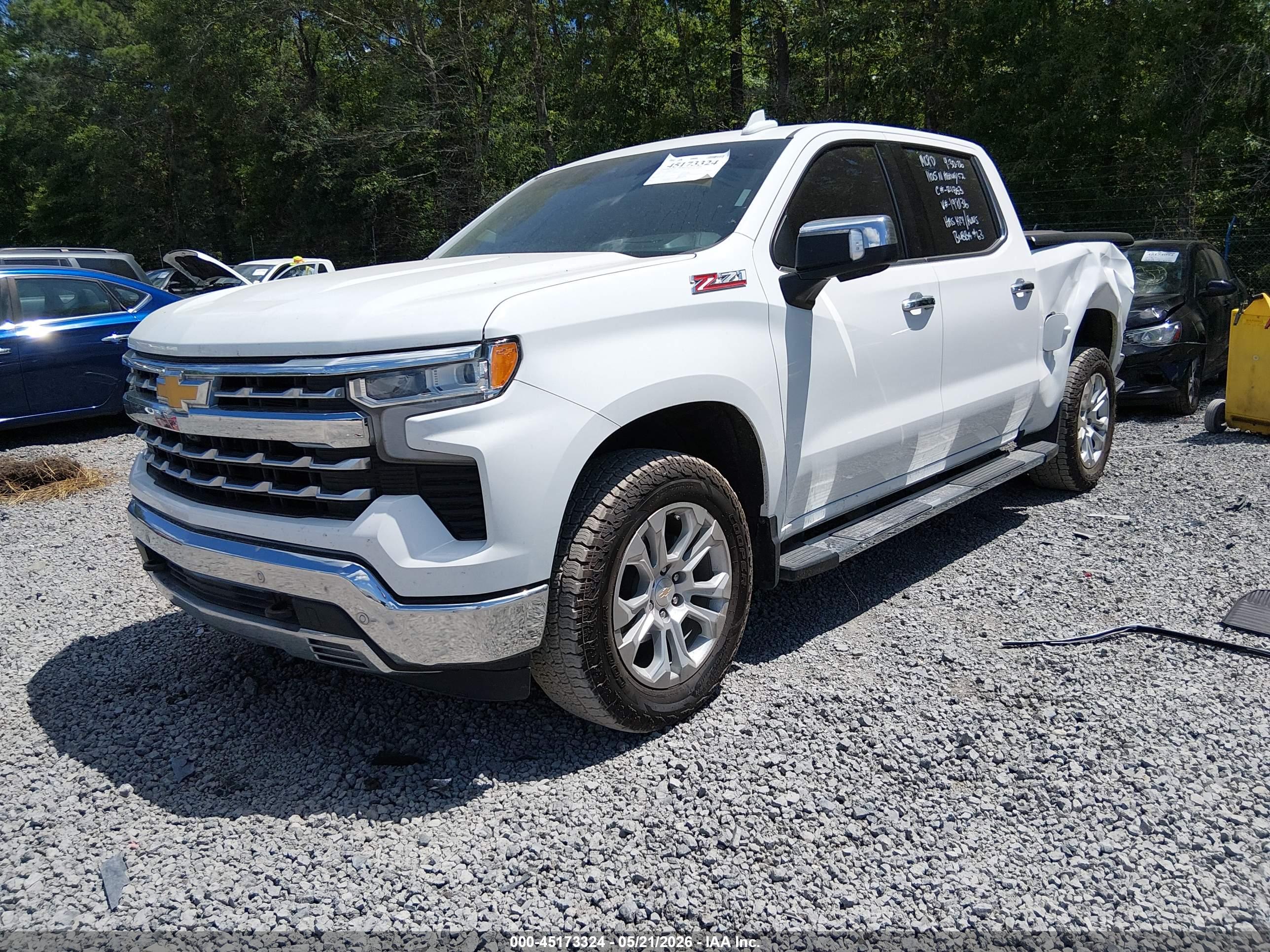 CHEVROLET SILVERADO image 2