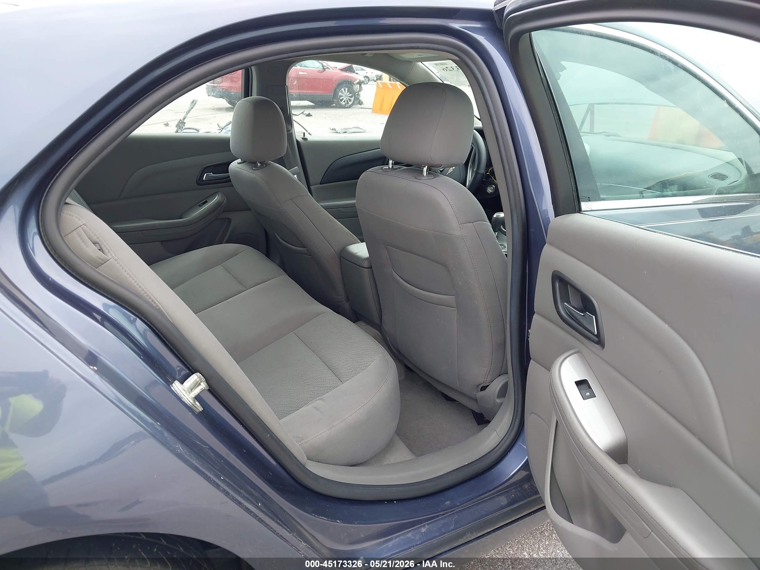 CHEVROLET MALIBU image 8