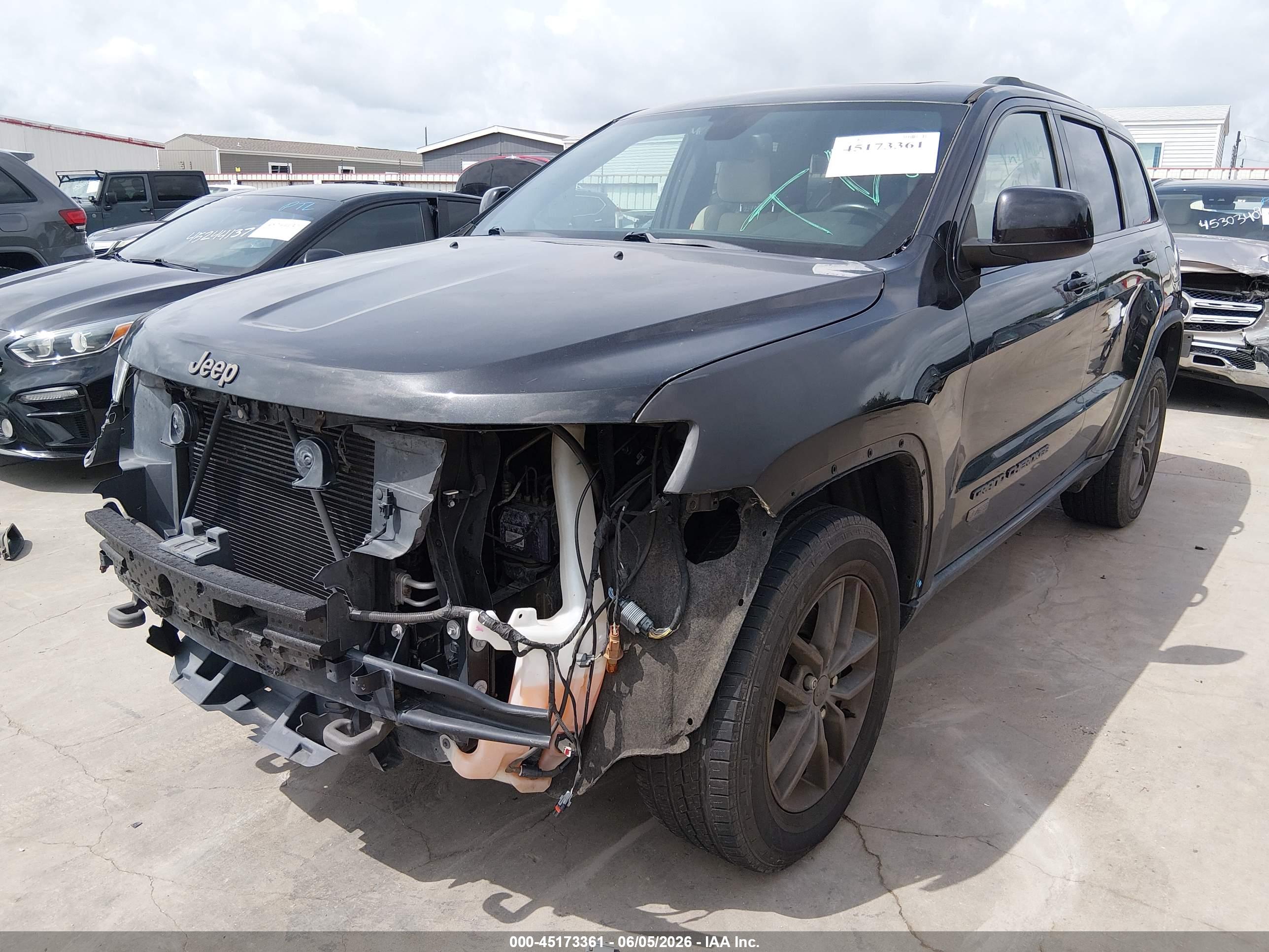 JEEP GRAND image 2