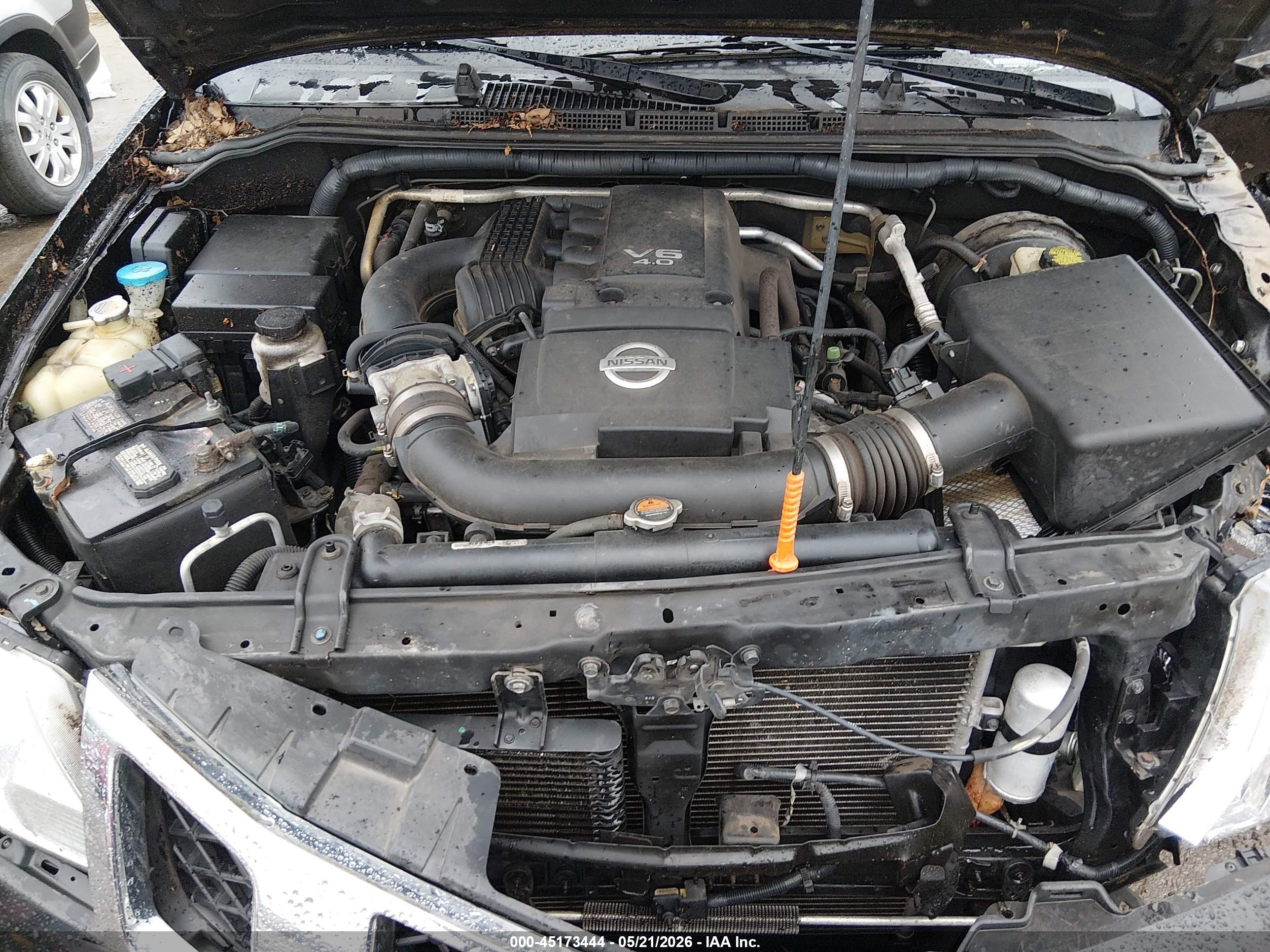 NISSAN FRONTIER image 10