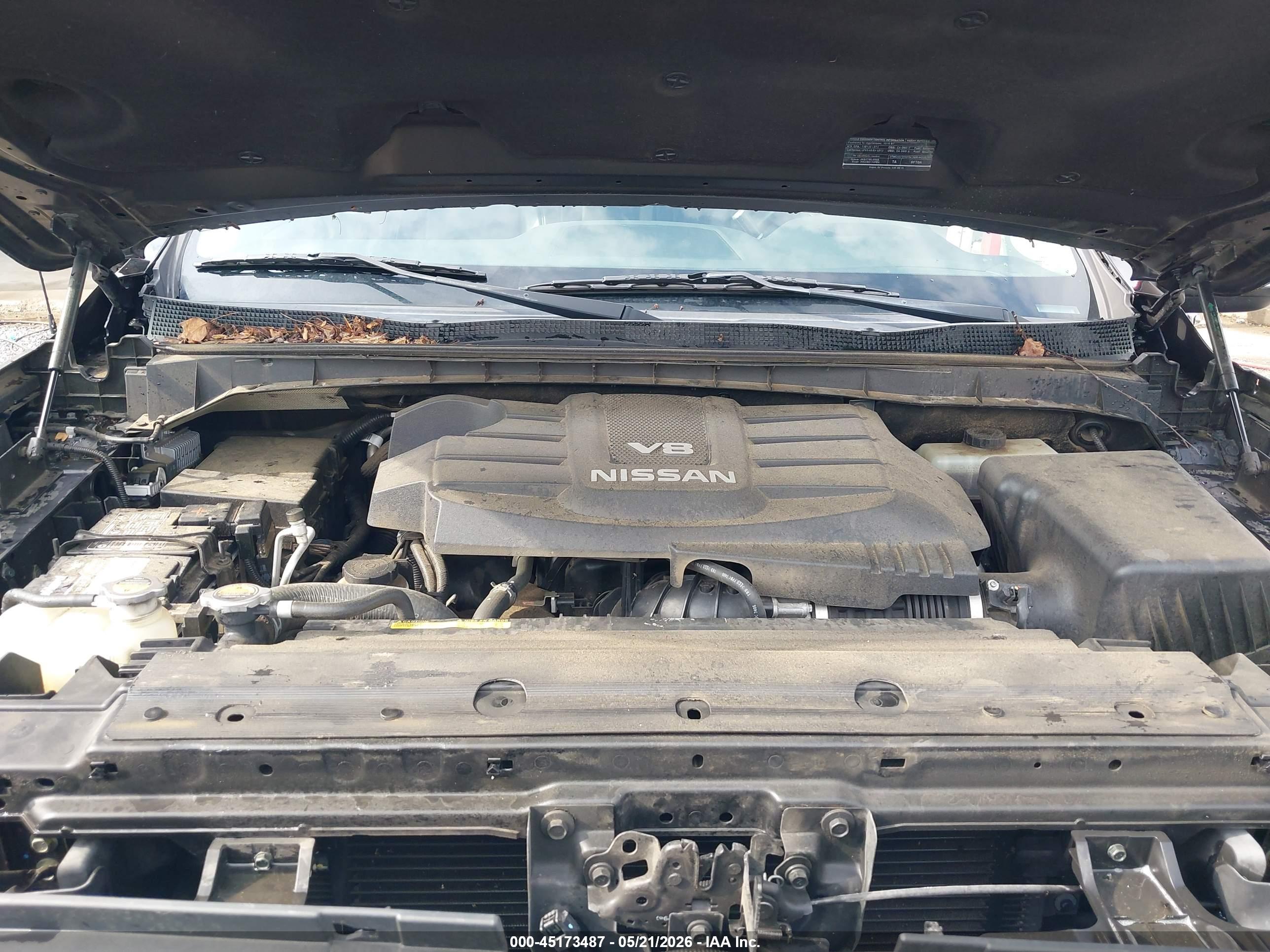 NISSAN TITAN image 10