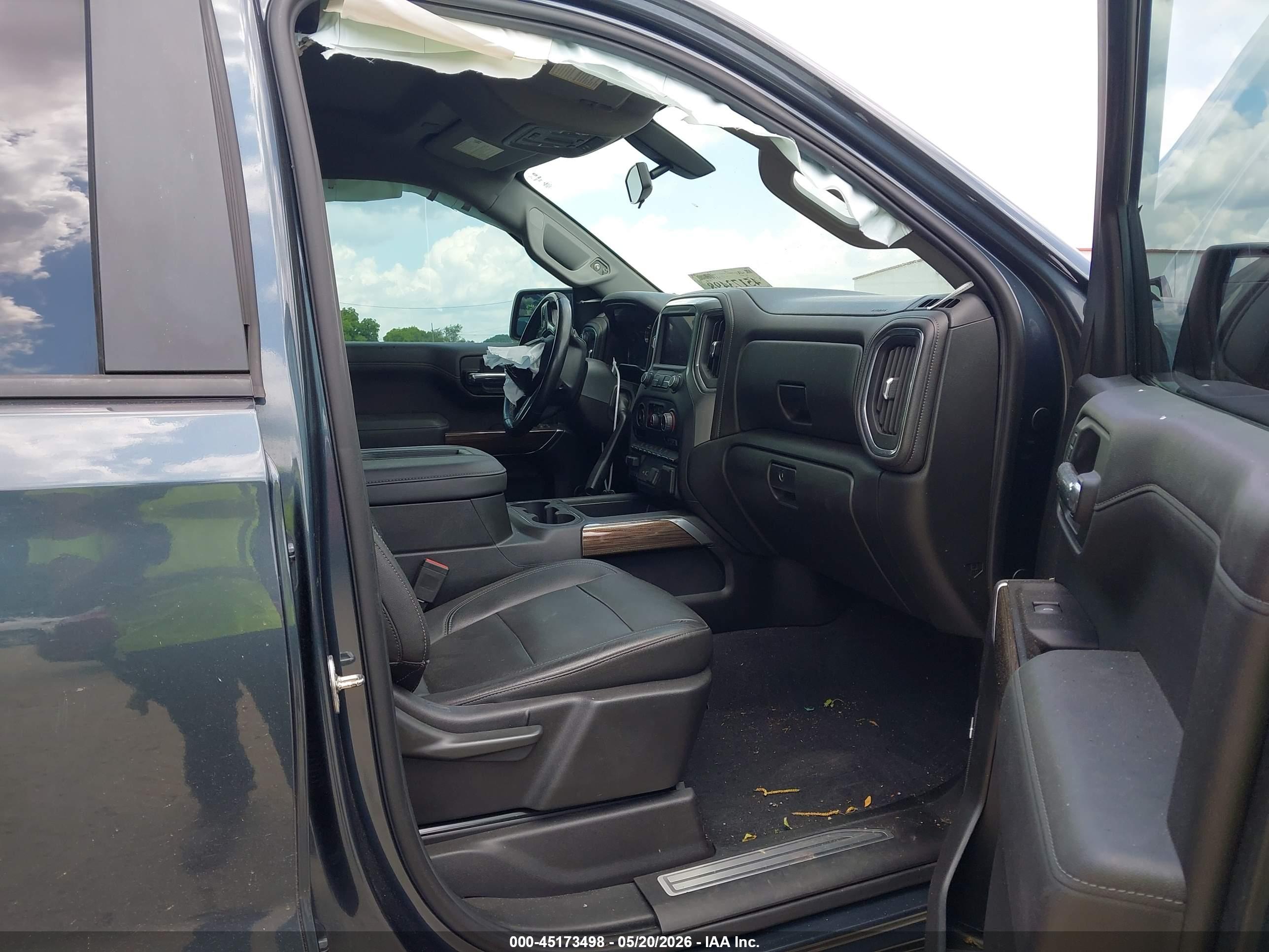 CHEVROLET SILVERADO image 5