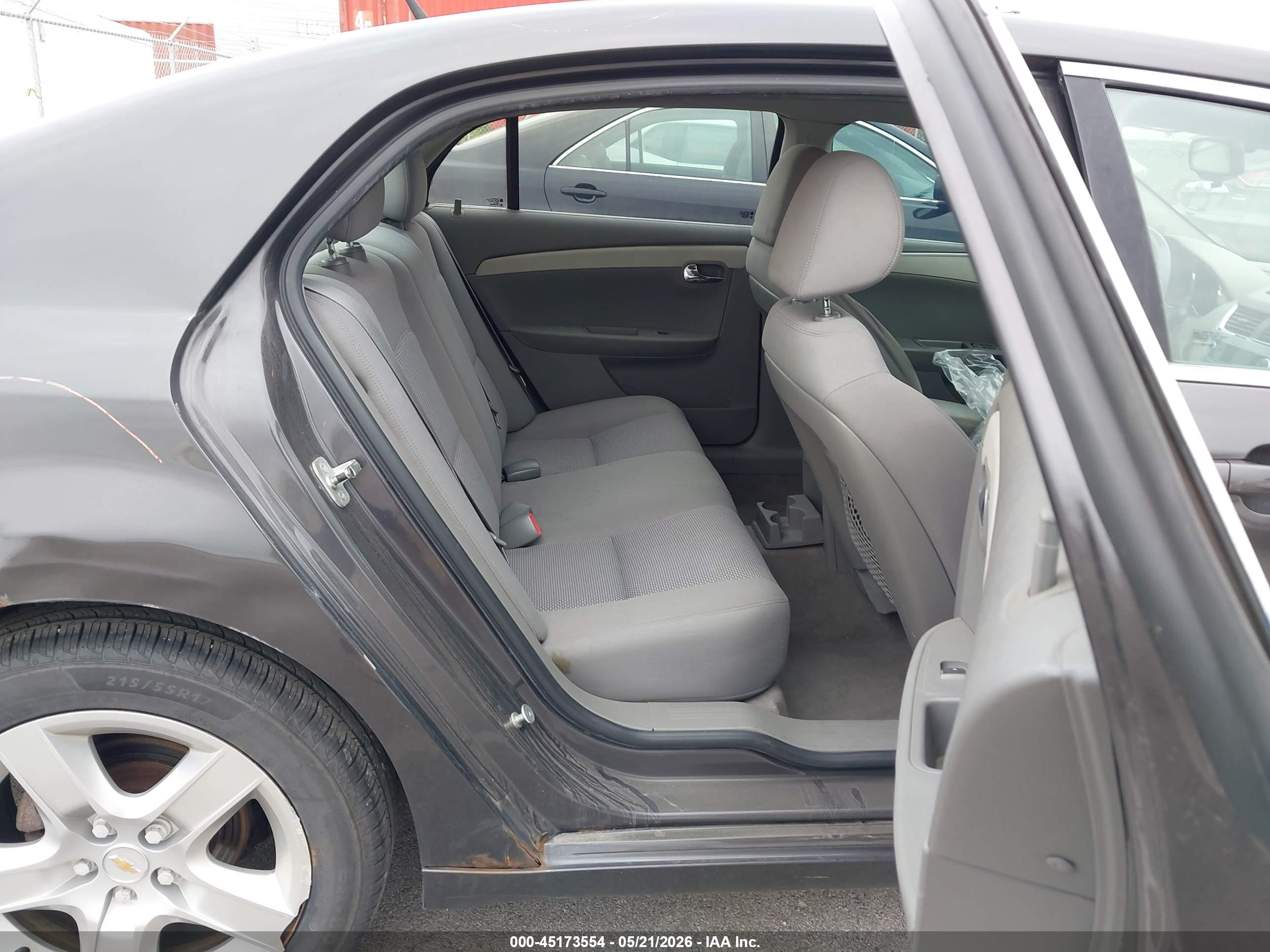 CHEVROLET MALIBU image 8