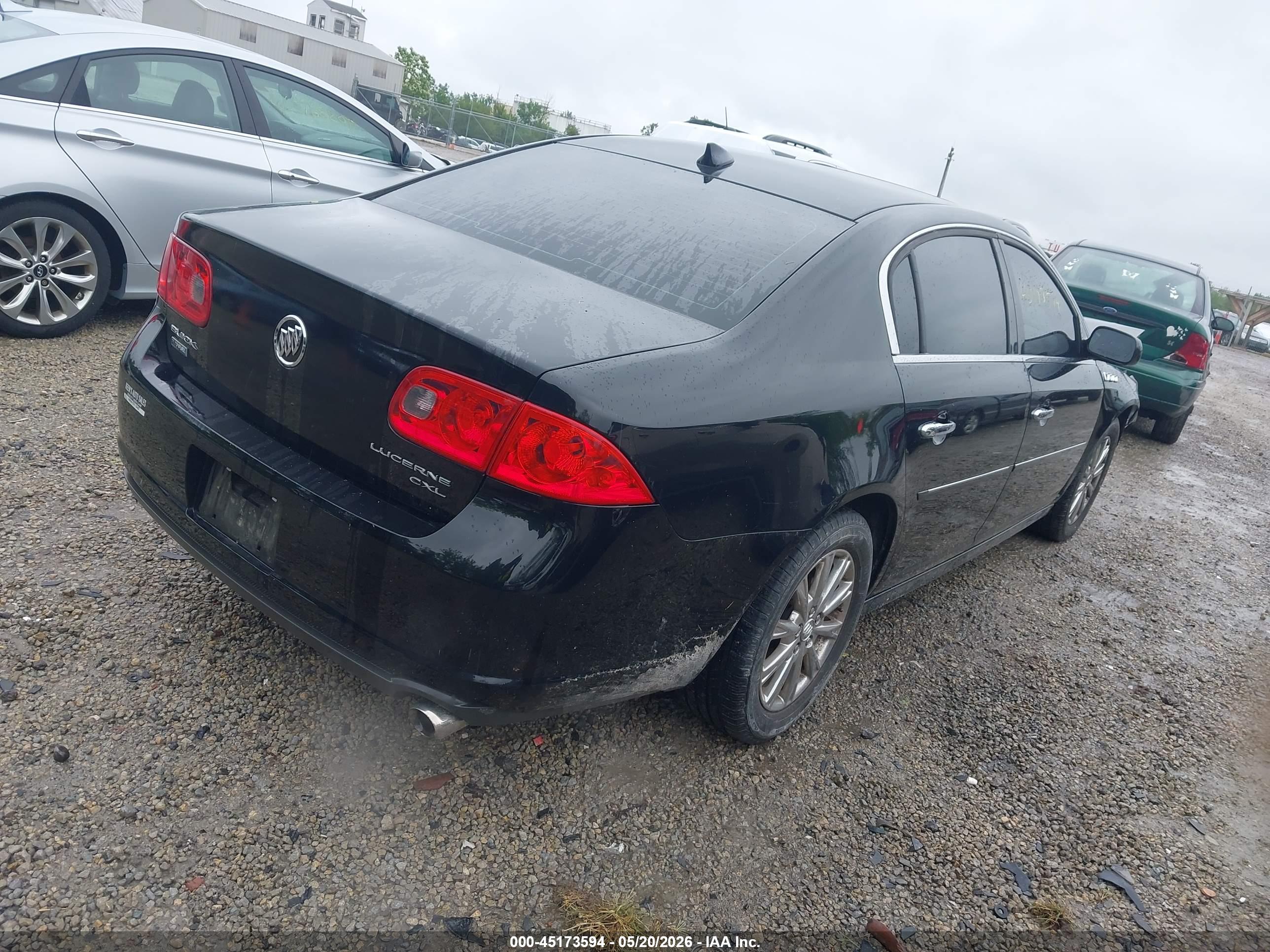 BUICK LUCERNE image 4