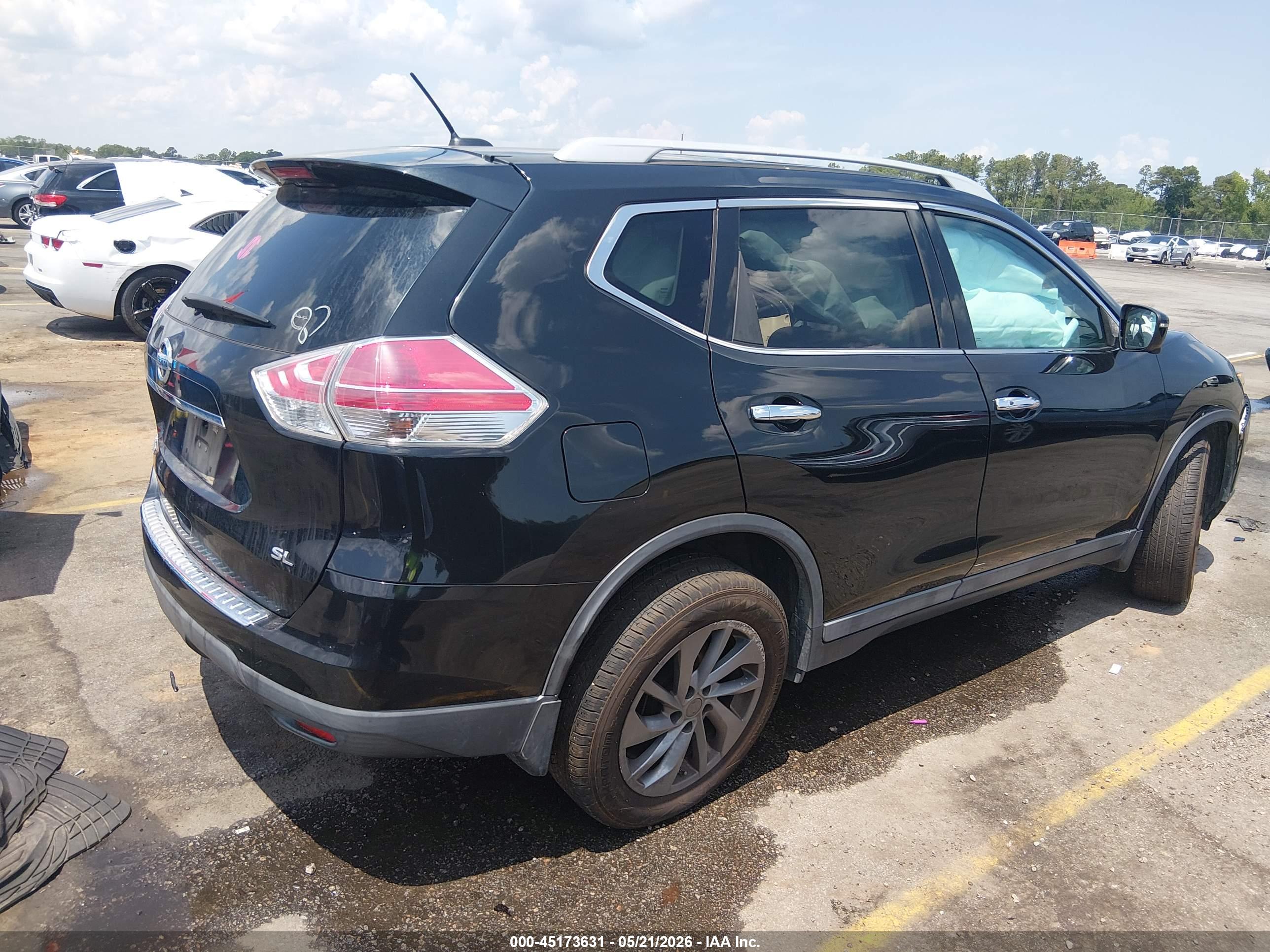 NISSAN ROGUE image 4