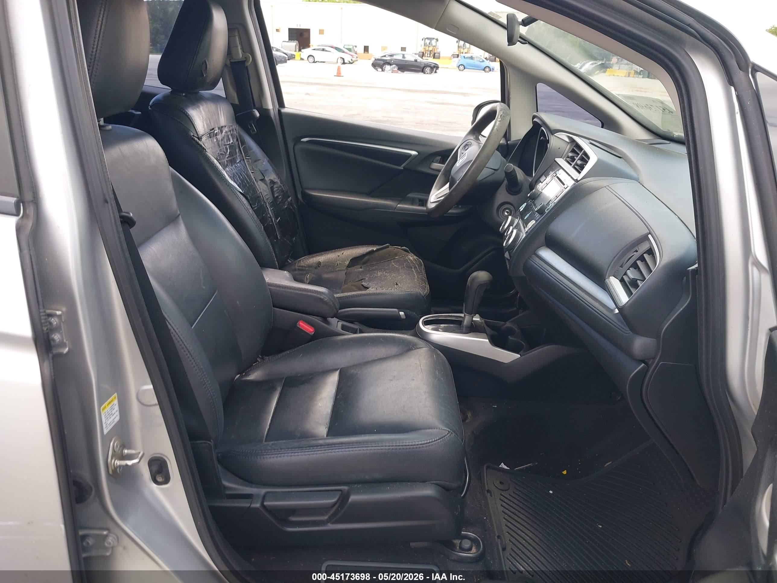 HONDA FIT image 5