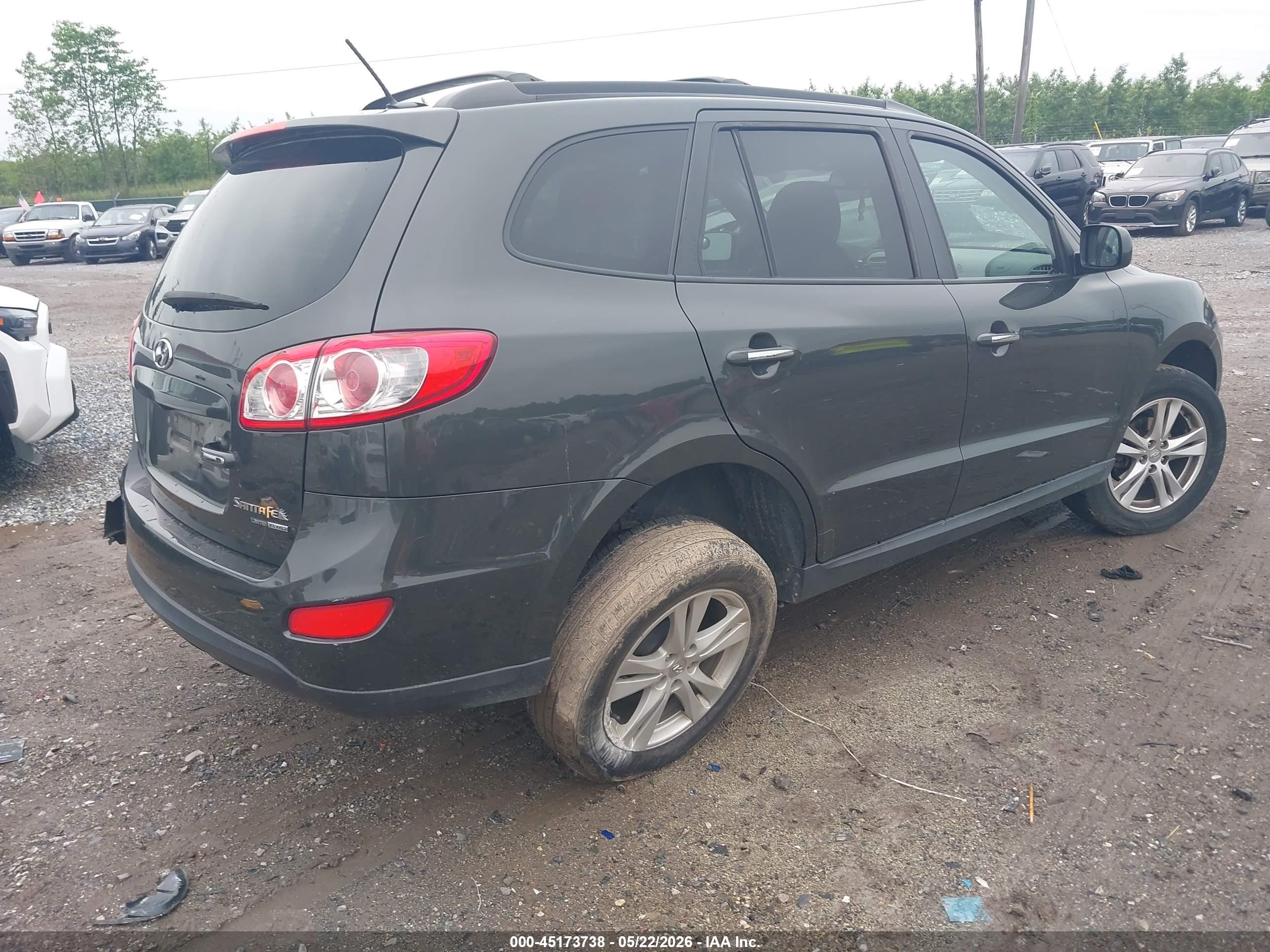 HYUNDAI SANTA image 4
