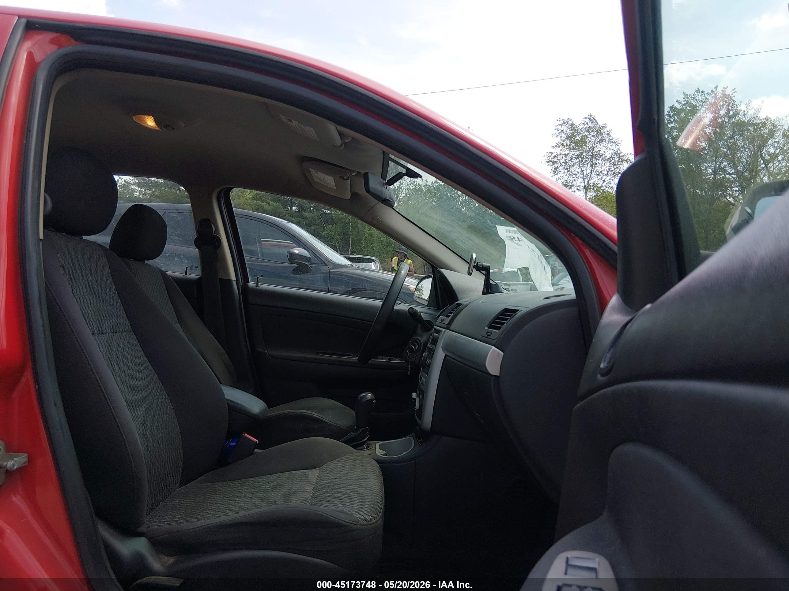 CHEVROLET COBALT image 5