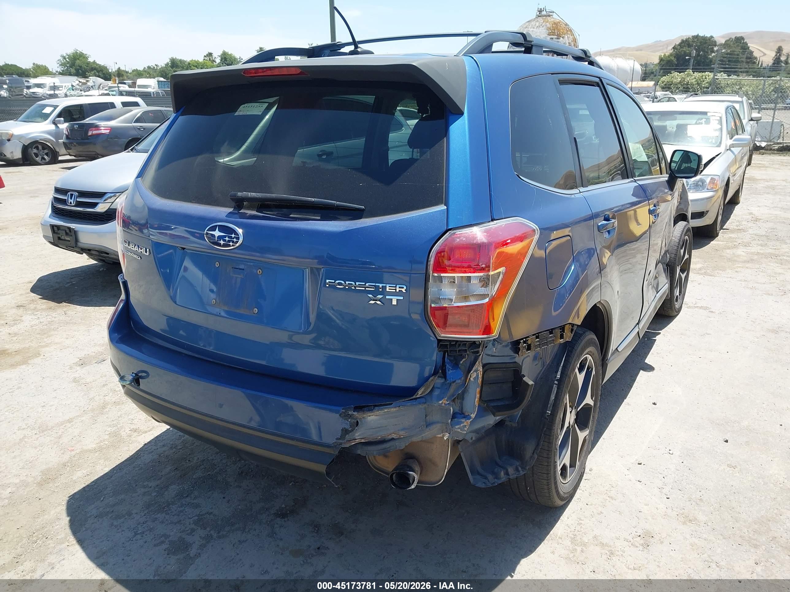 SUBARU FORESTER image 4