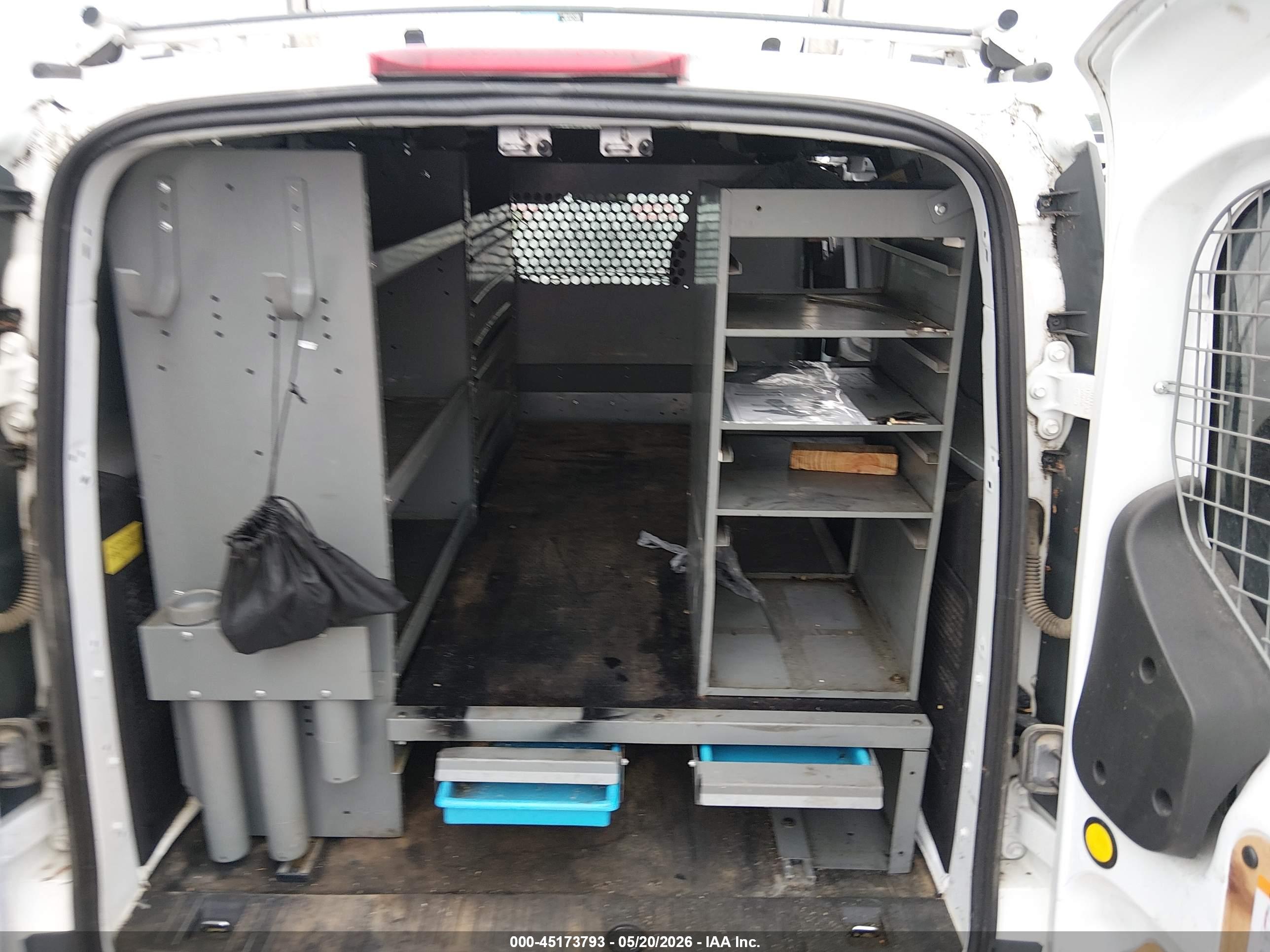 FORD TRANSIT image 8