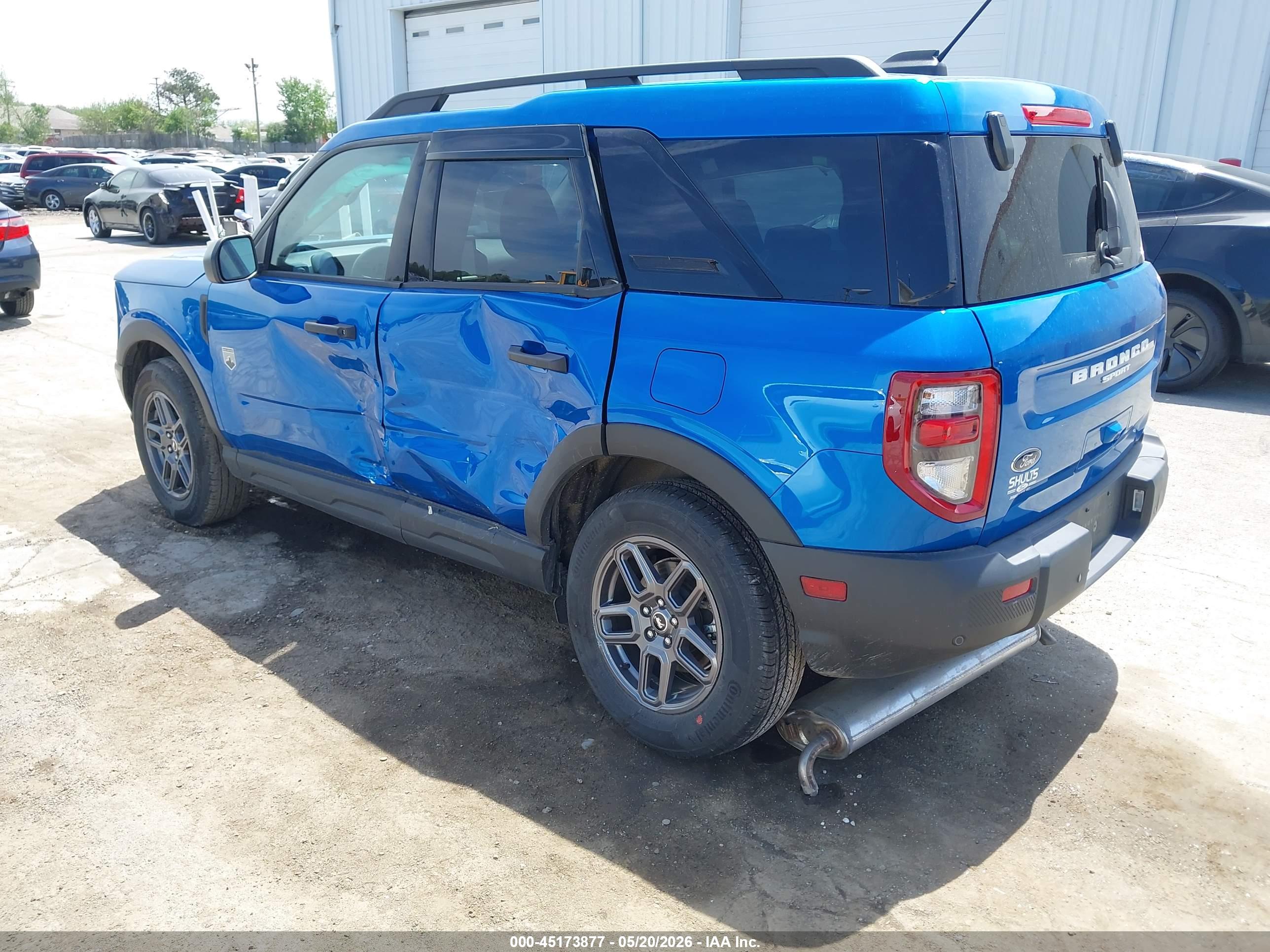 FORD BRONCO image 3