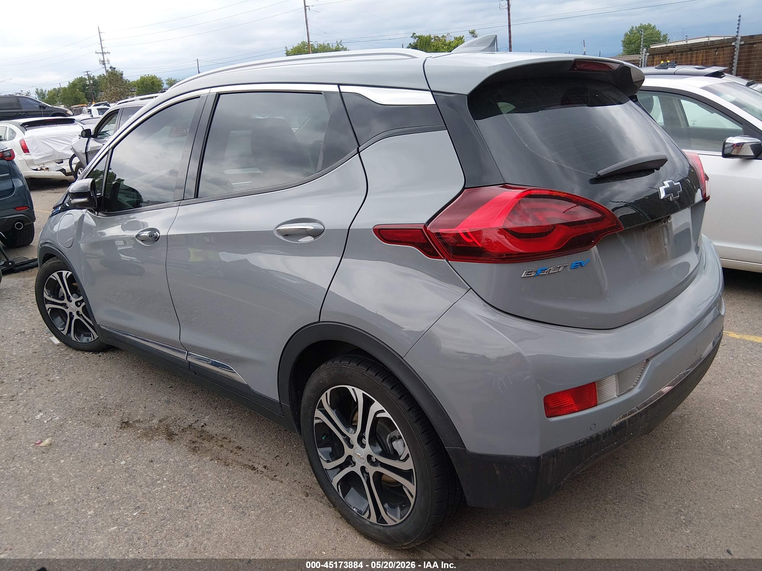 CHEVROLET BOLT image 3