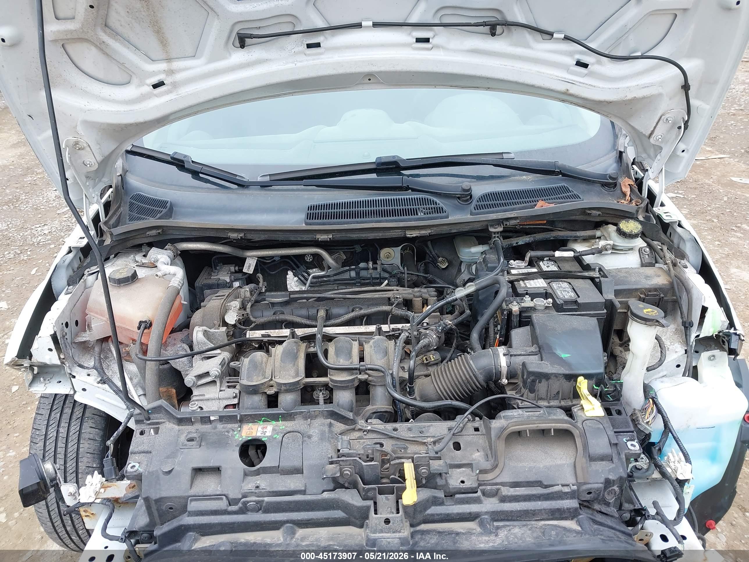 FORD FIESTA image 10