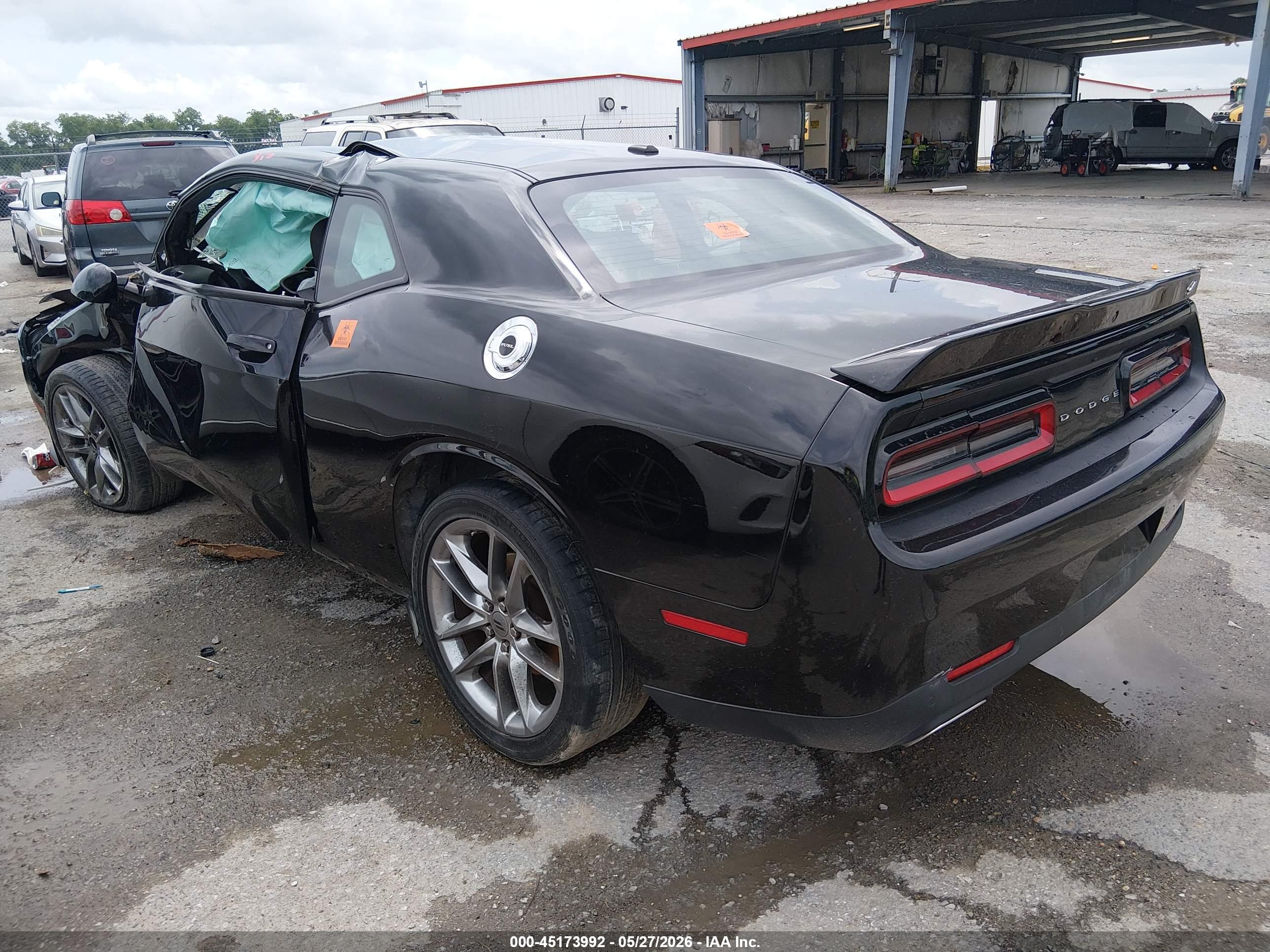 DODGE CHALLENGER image 3