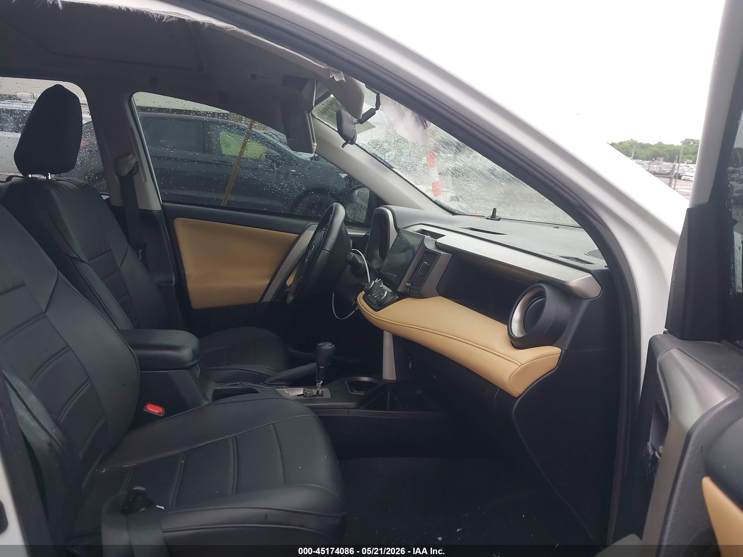 TOYOTA RAV4 image 5