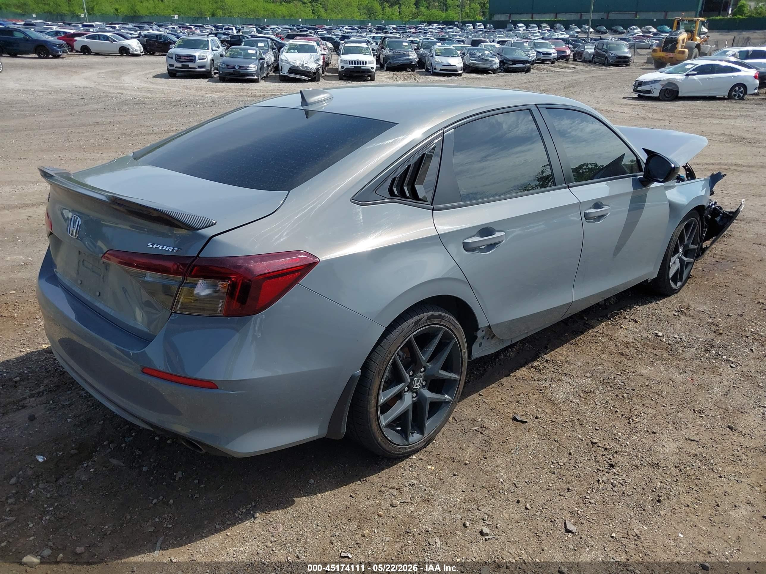 HONDA CIVIC image 4