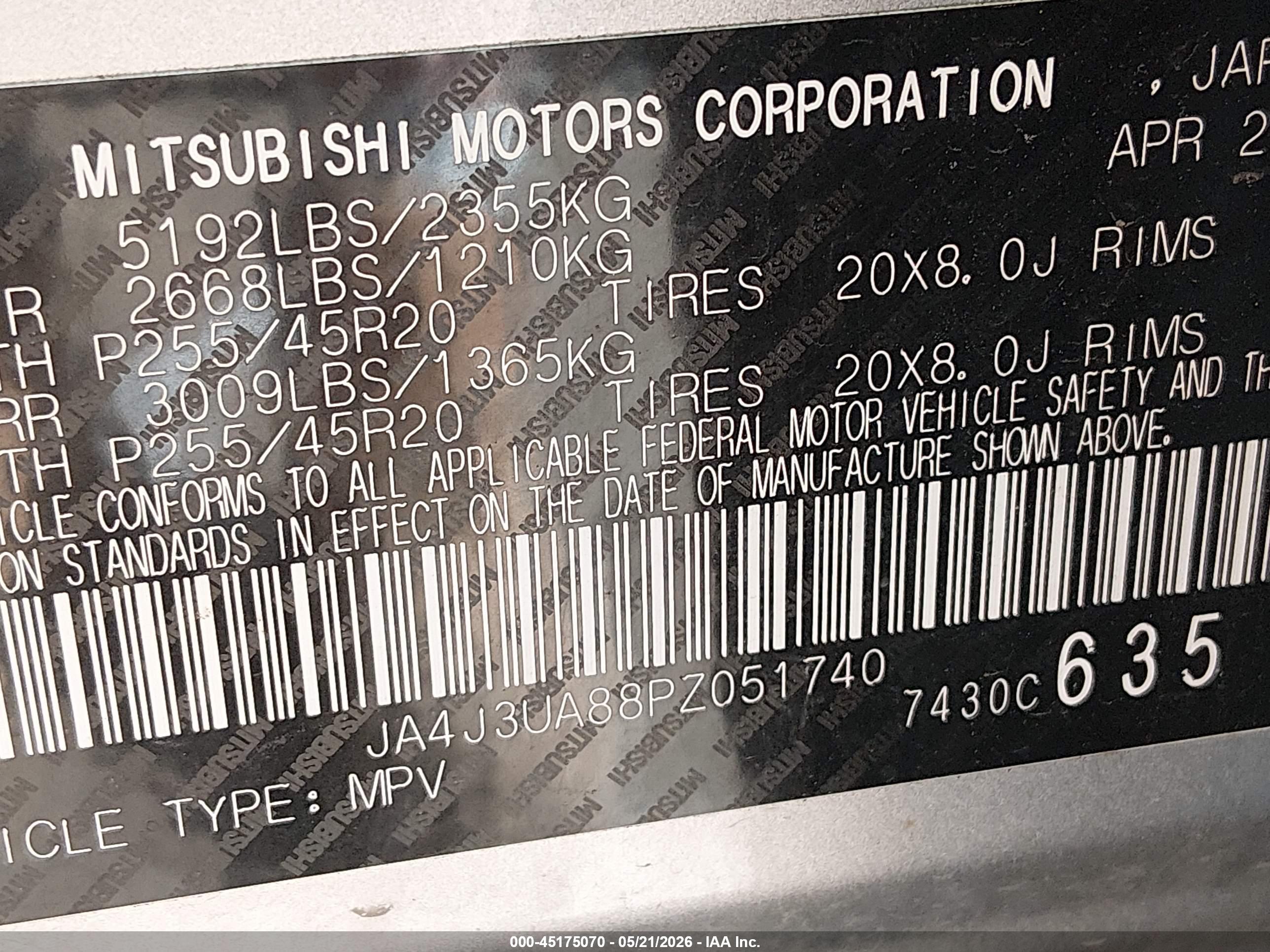 MITSUBISHI OUTLANDER image 9