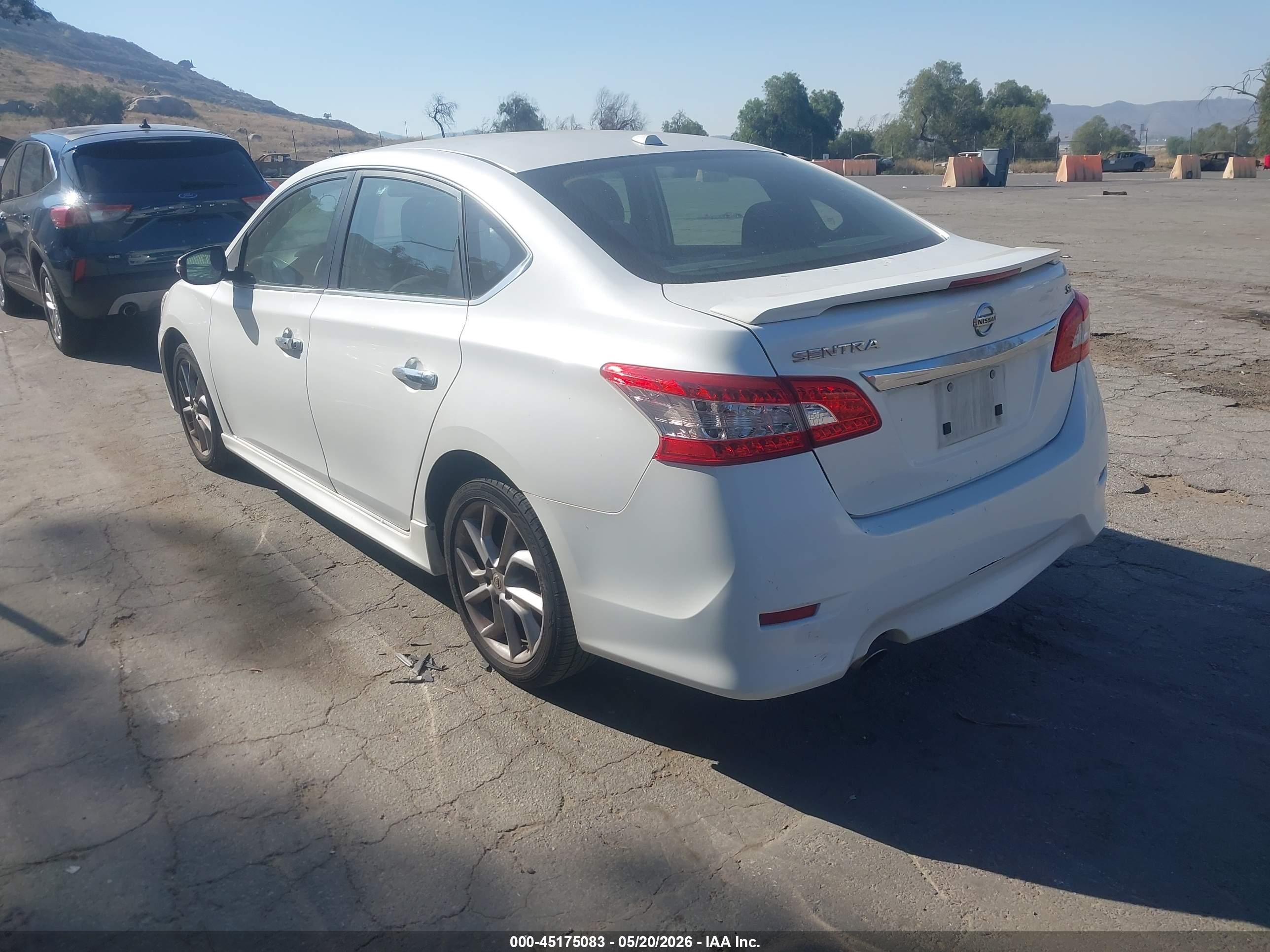 NISSAN SENTRA image 3