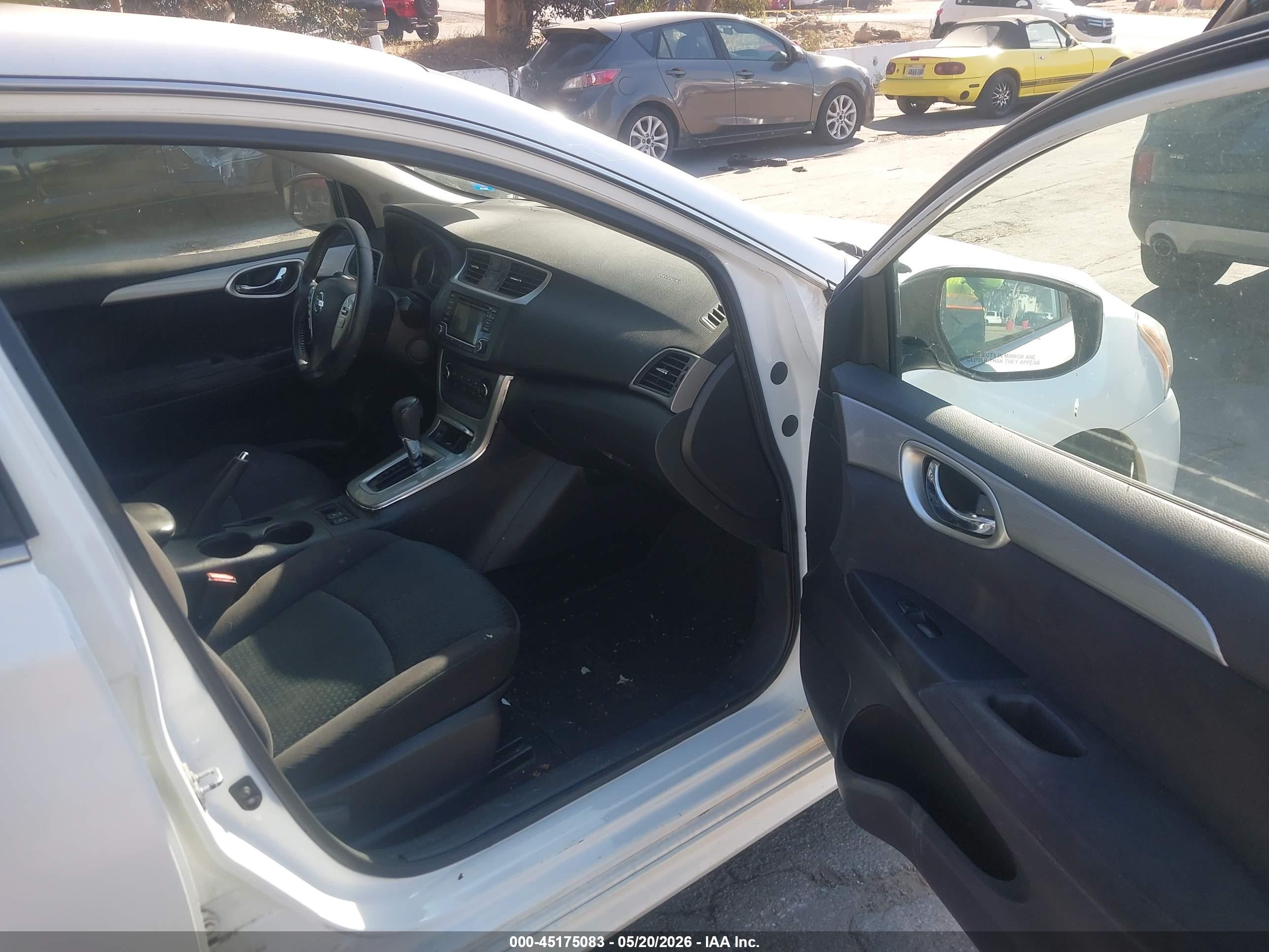 NISSAN SENTRA image 5