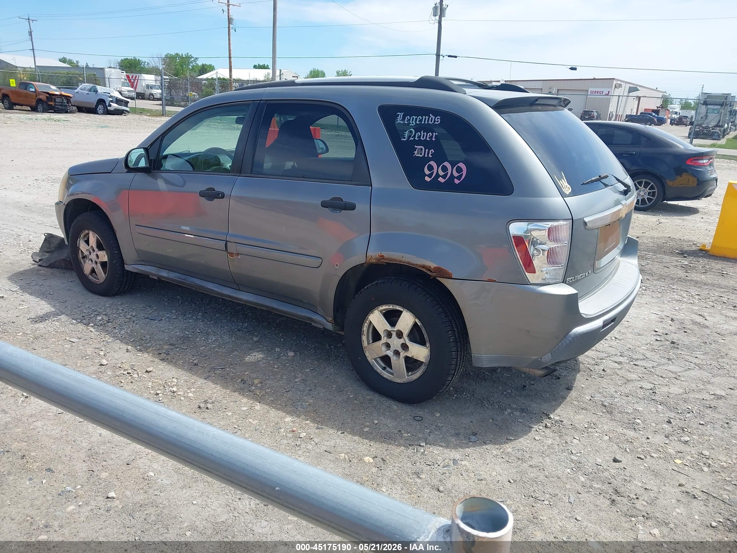 CHEVROLET EQUINOX image 3