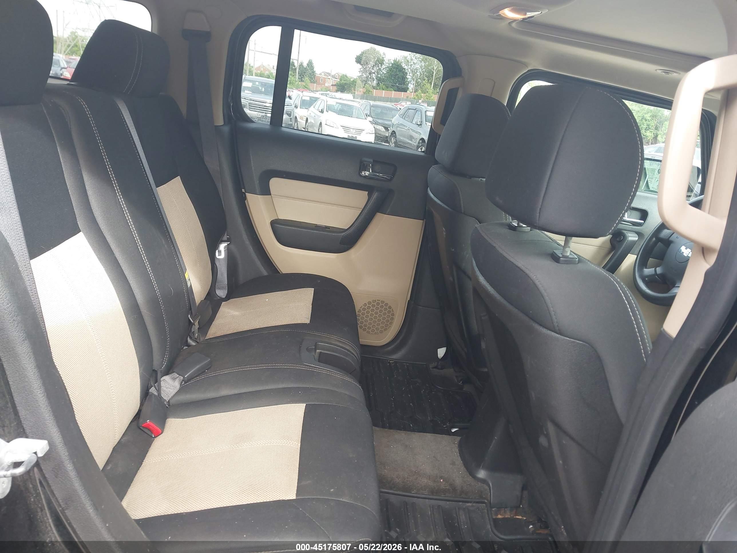 HUMMER H3 image 8