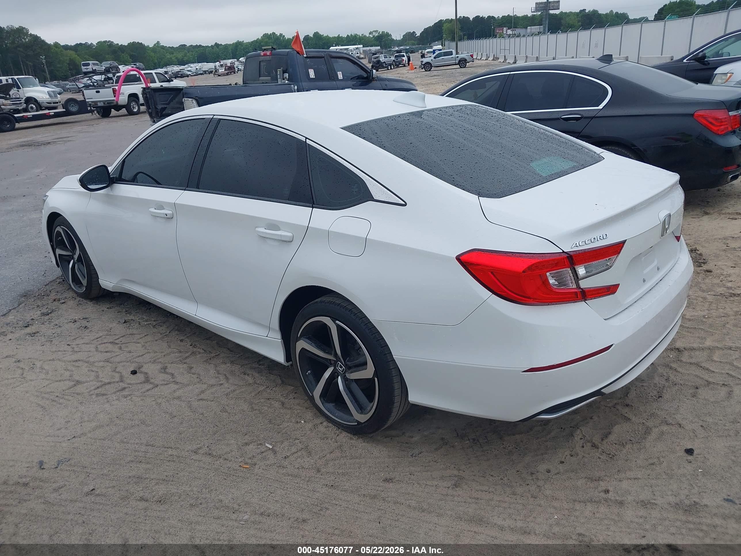 HONDA ACCORD image 3