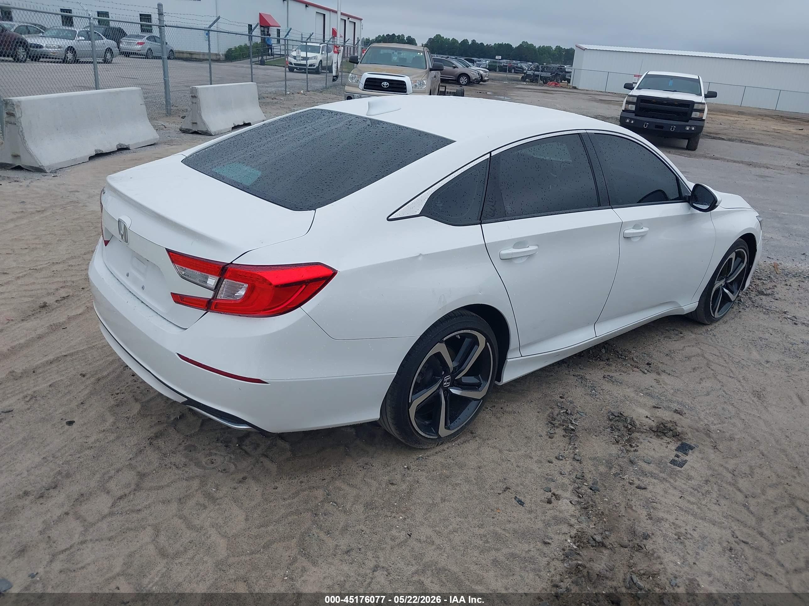 HONDA ACCORD image 4