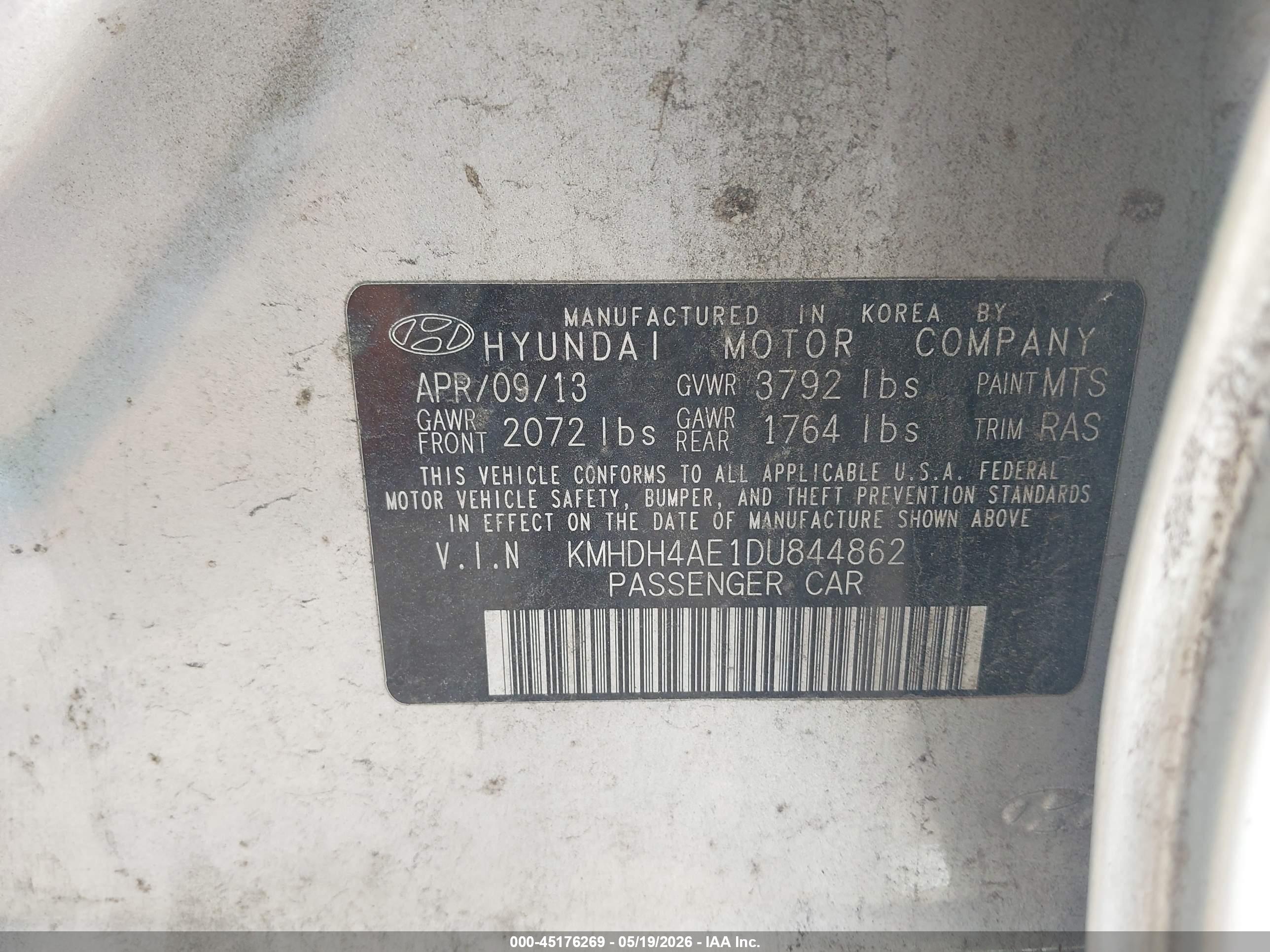 HYUNDAI ELANTRA image 9