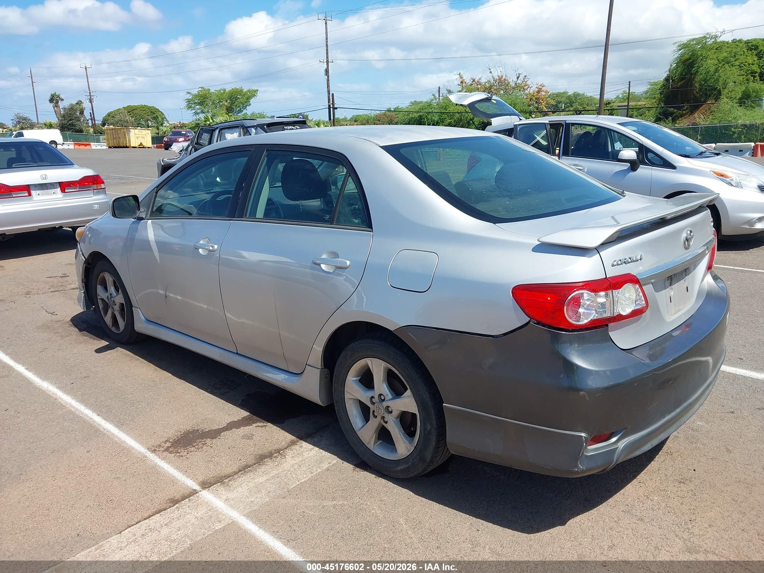 TOYOTA COROLLA image 3