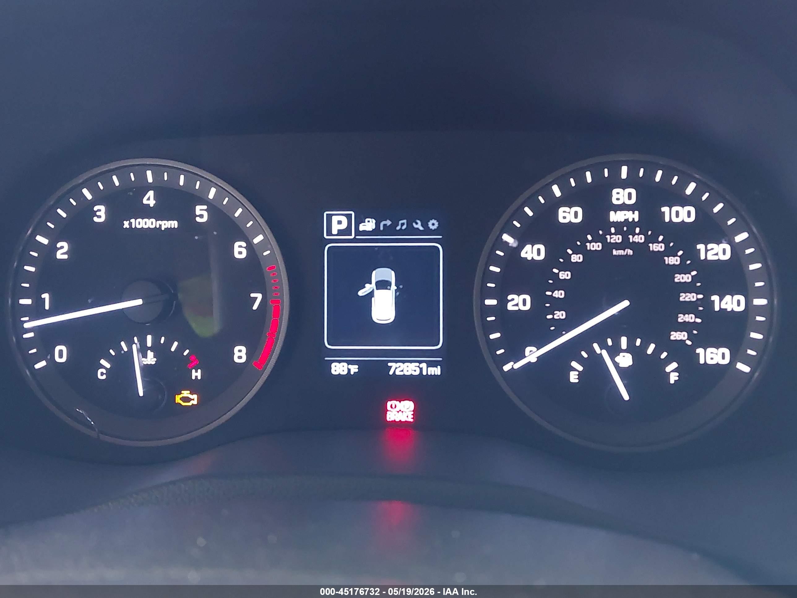 HYUNDAI TUCSON image 7