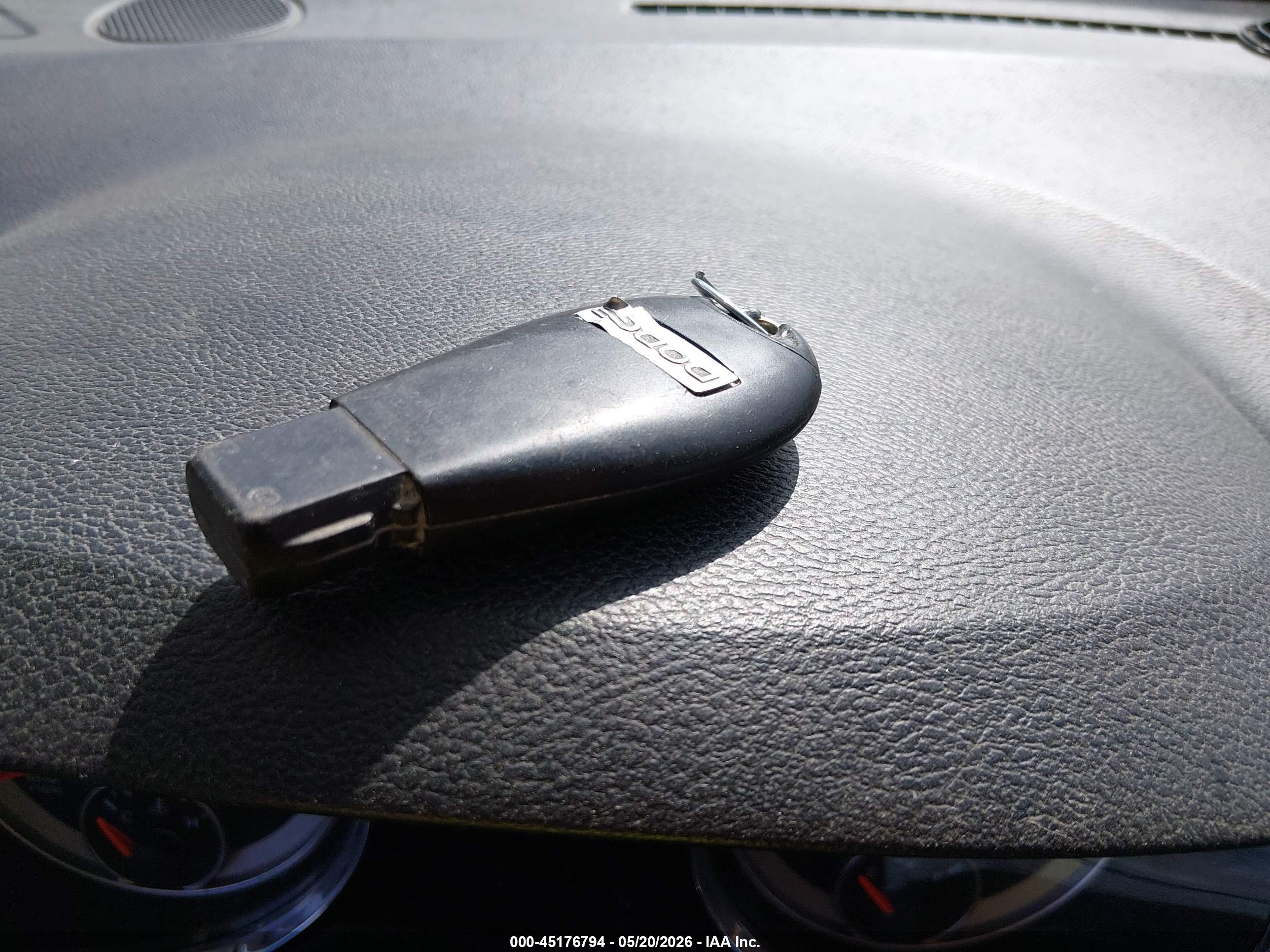 DODGE GRAND image 11