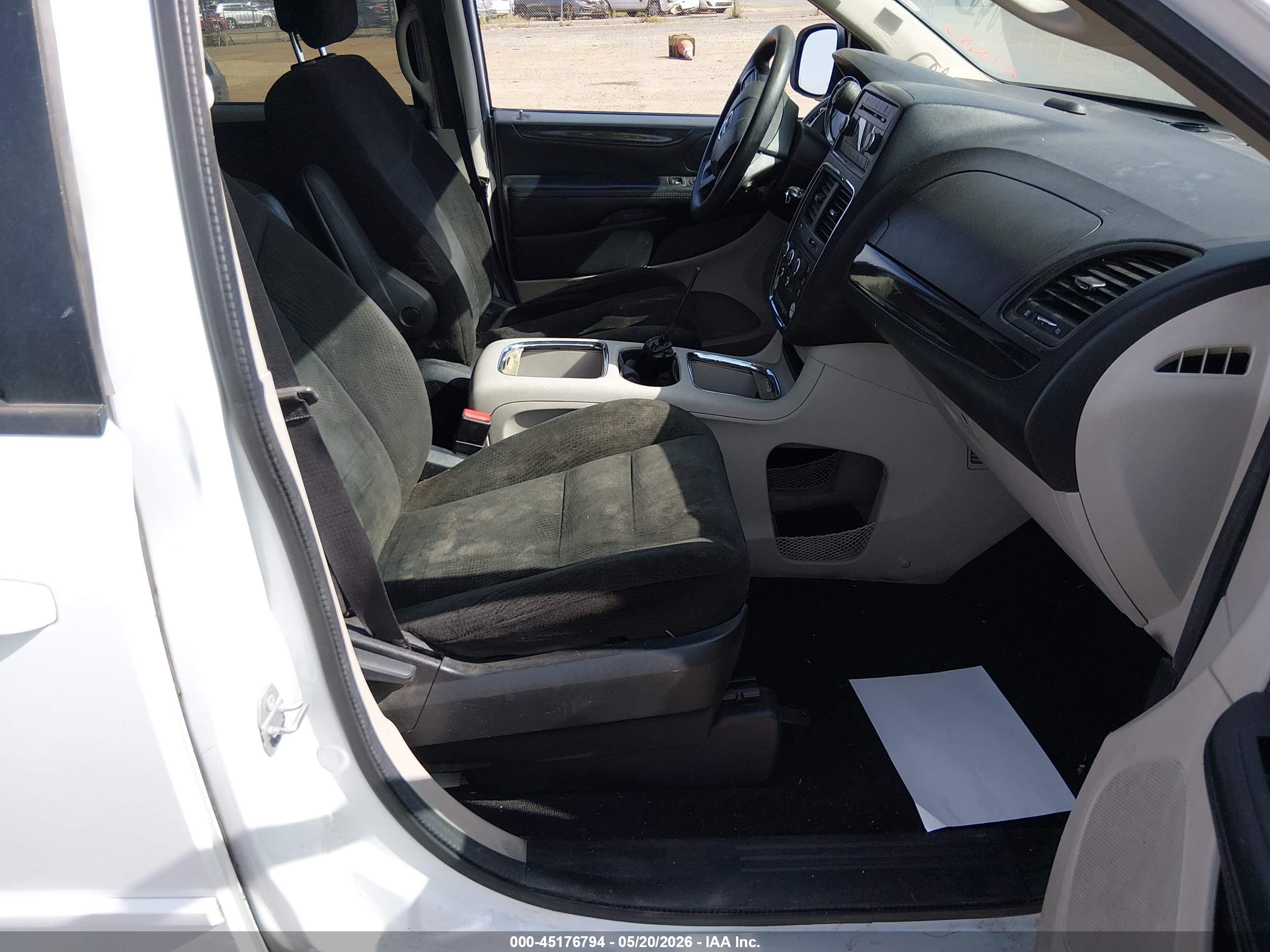 DODGE GRAND image 5