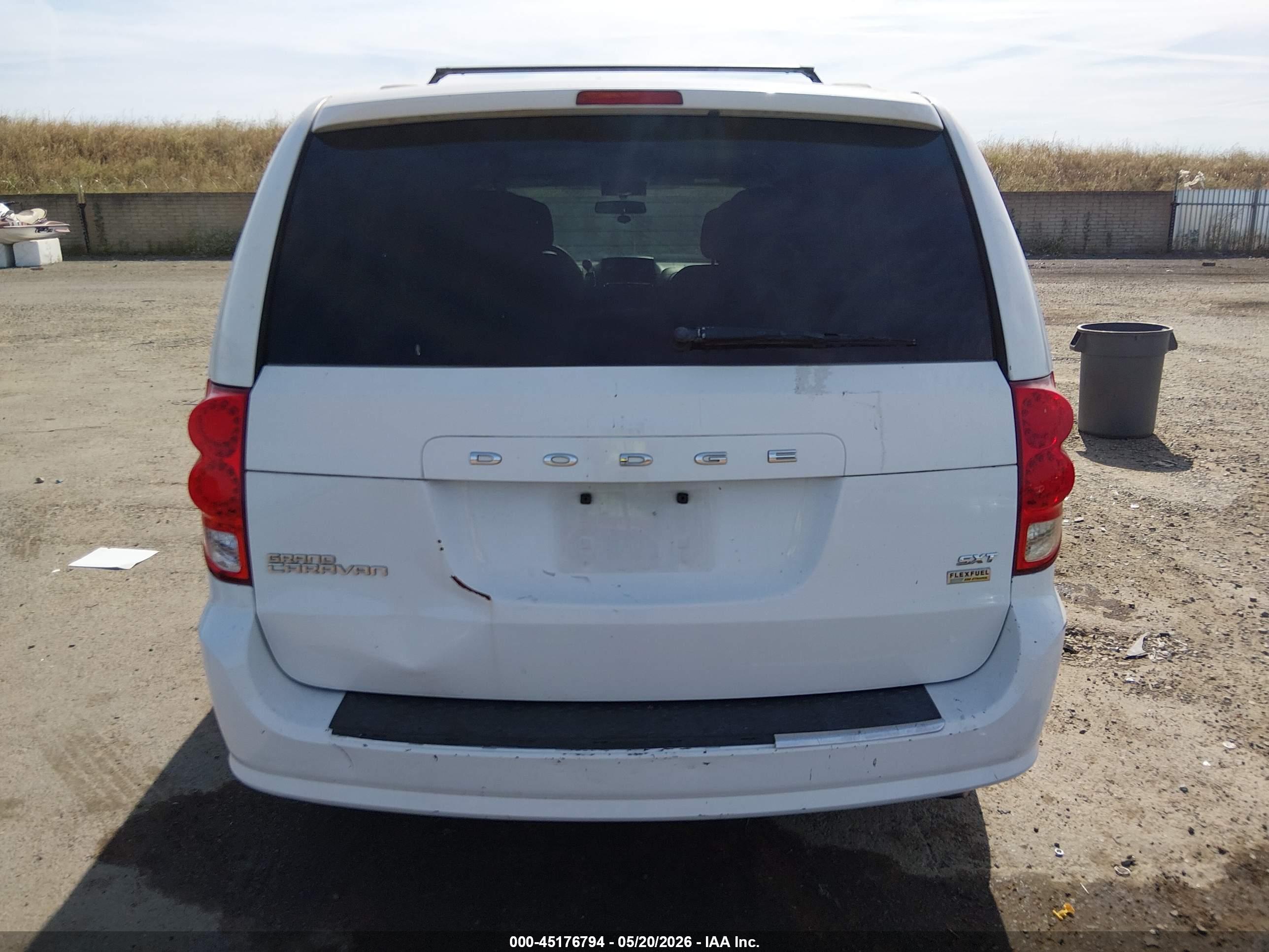 DODGE GRAND image 6