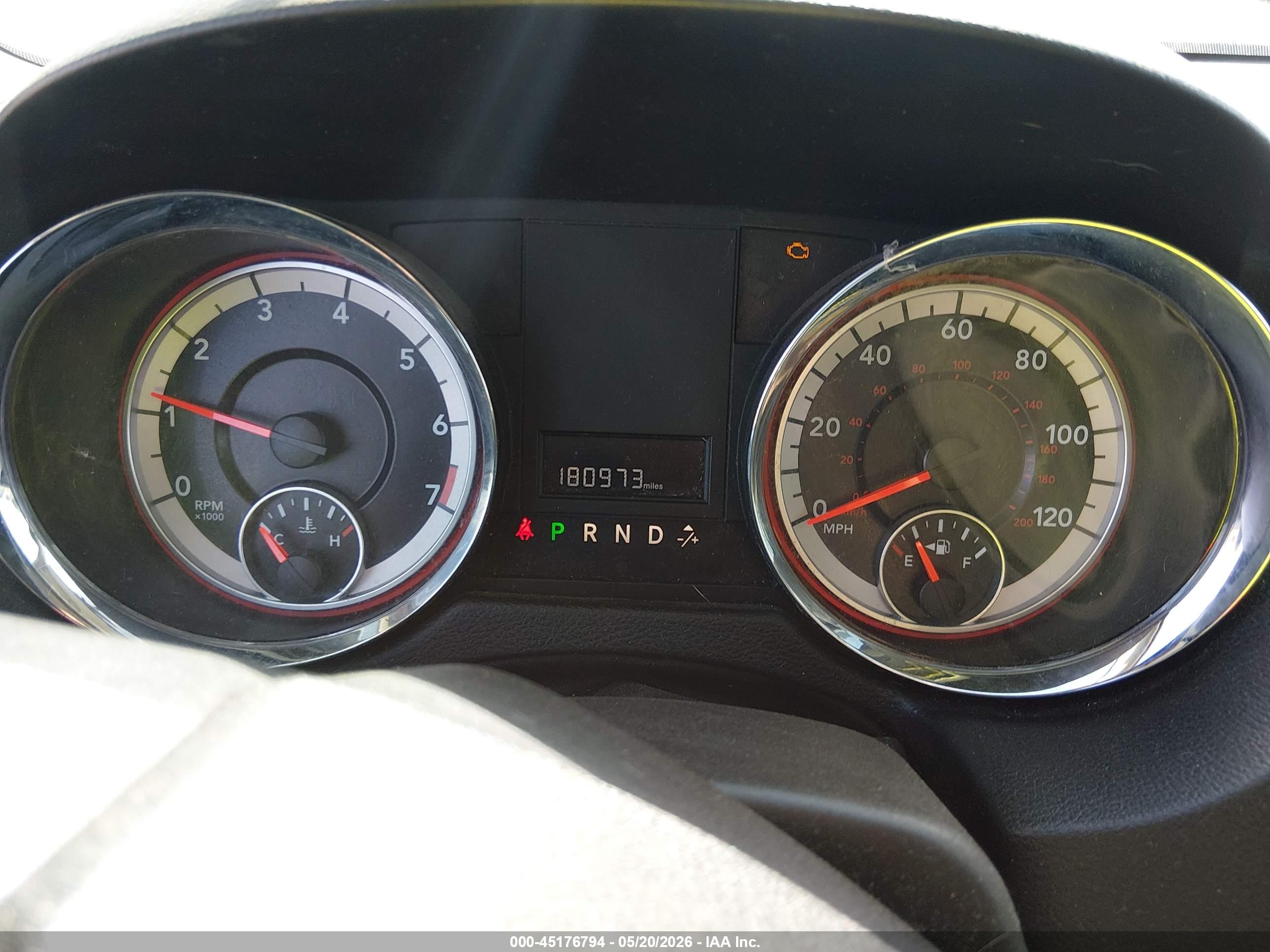 DODGE GRAND image 7