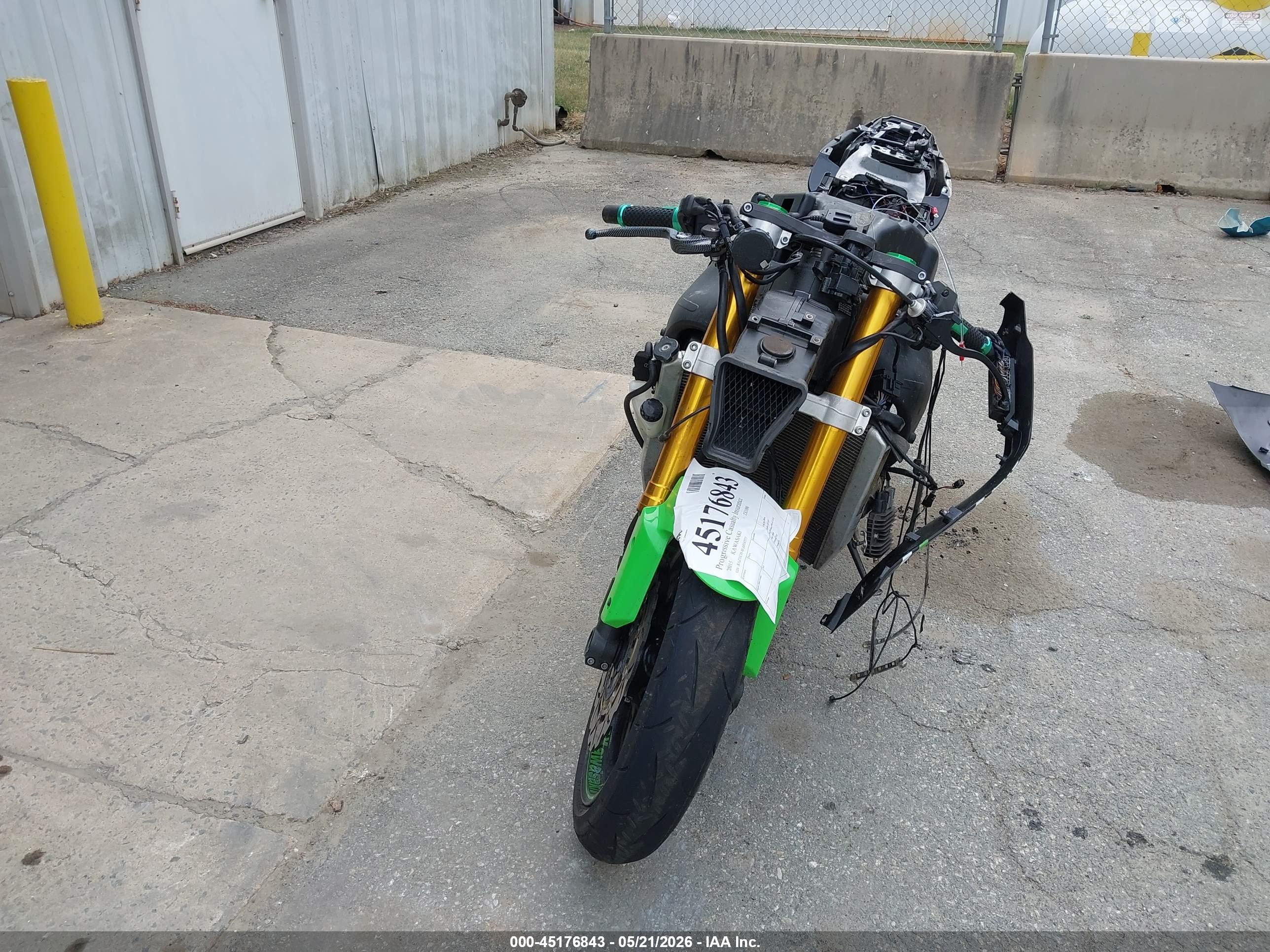 KAWASAKI ZX1000 image 5